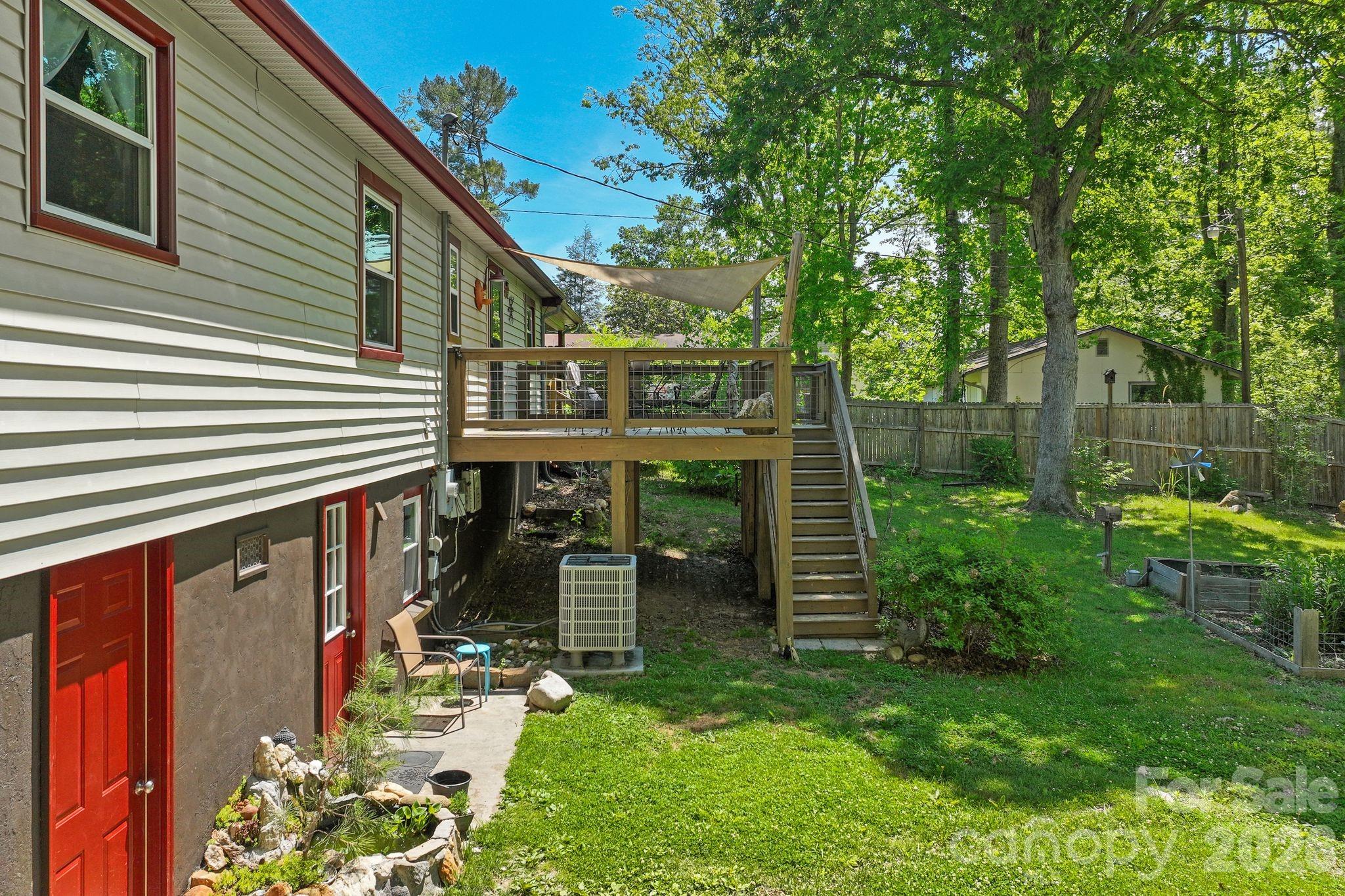 main property photo 30