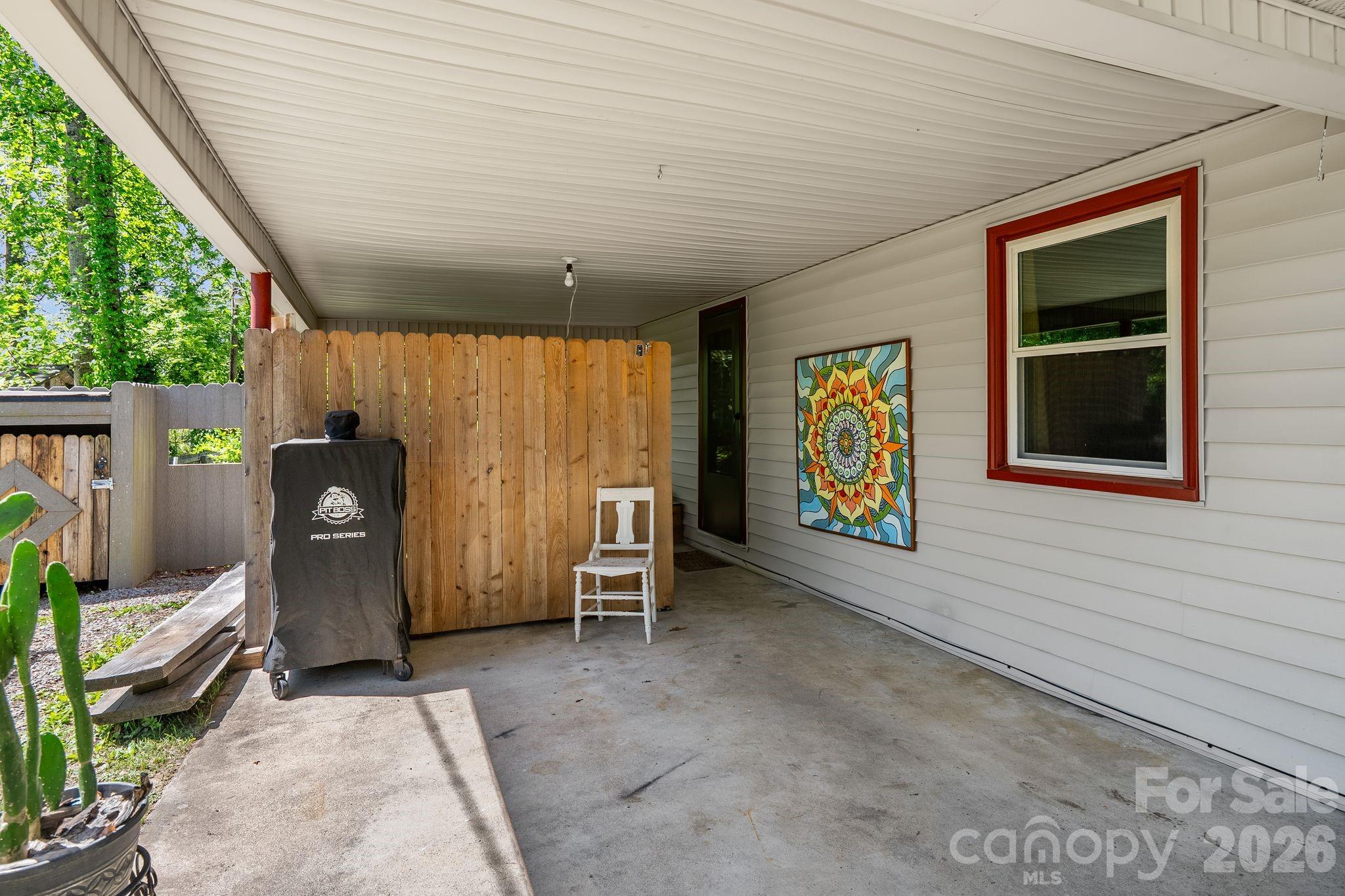 main property photo 38