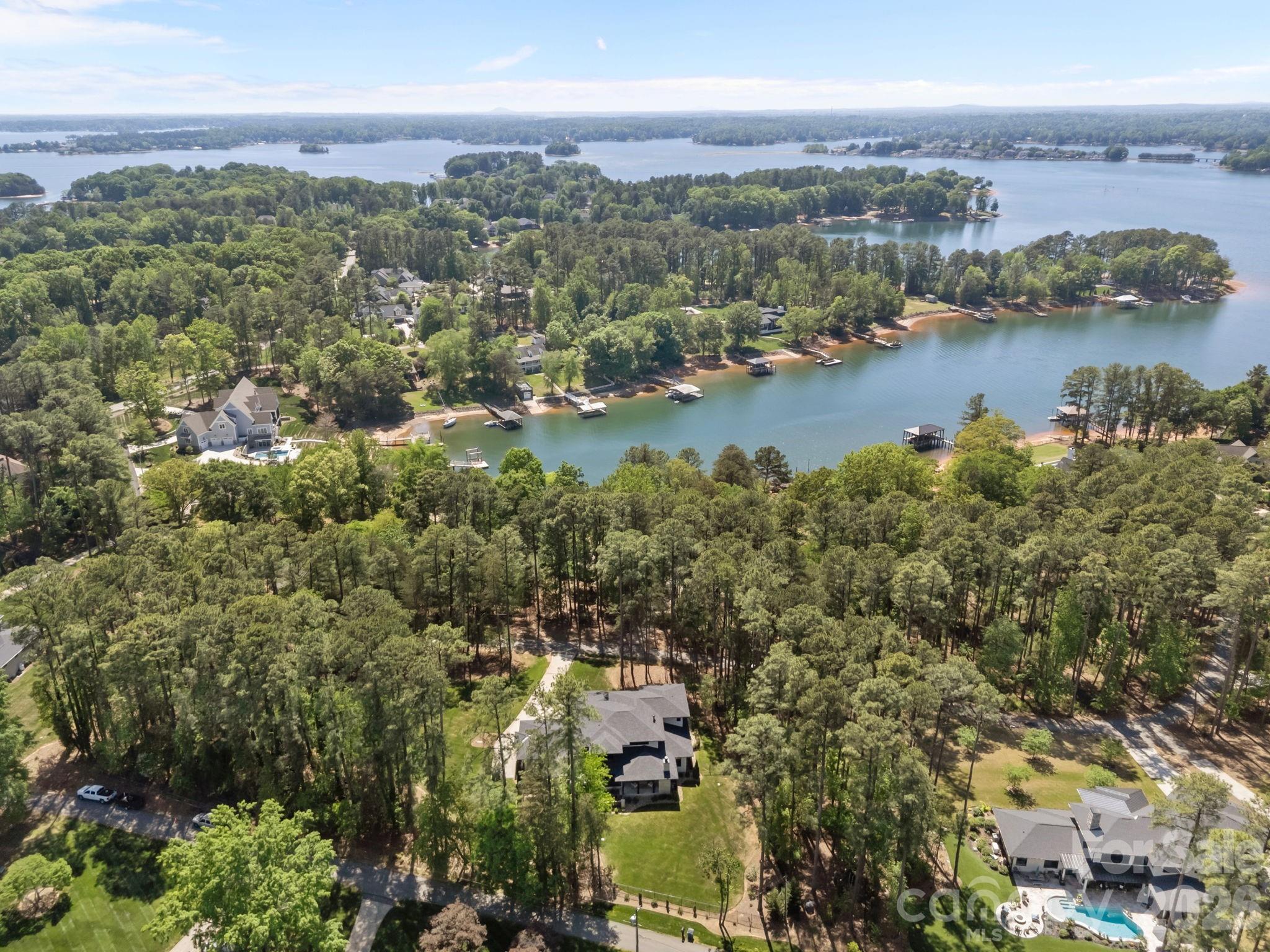 main property photo 29