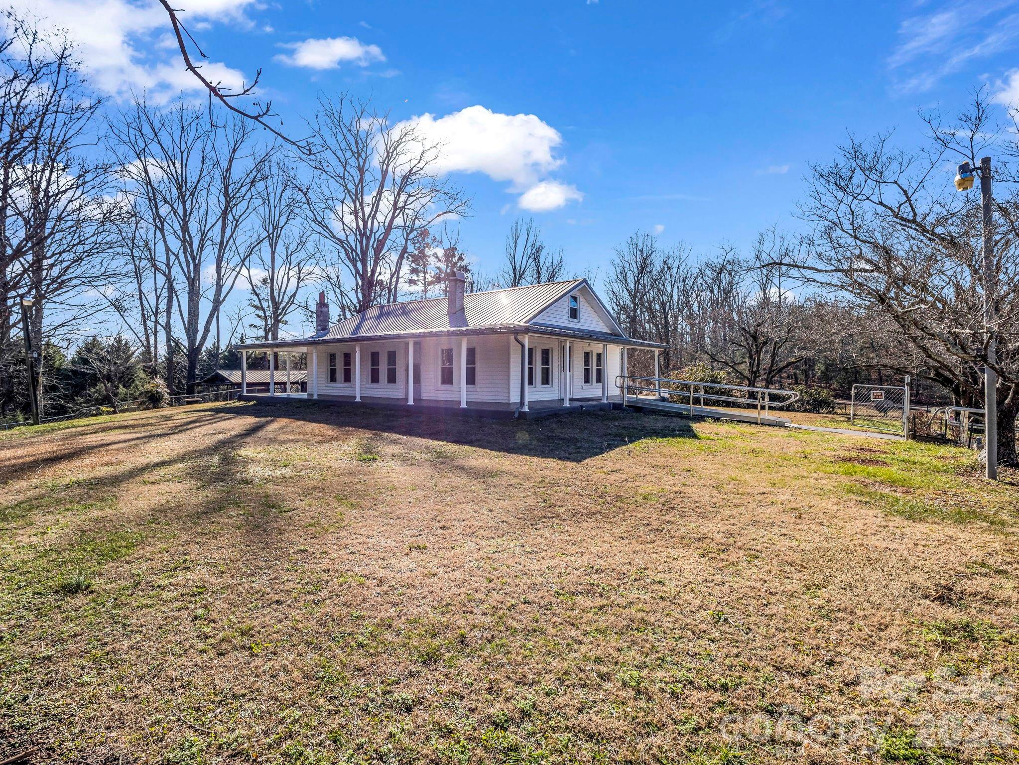main property photo 23