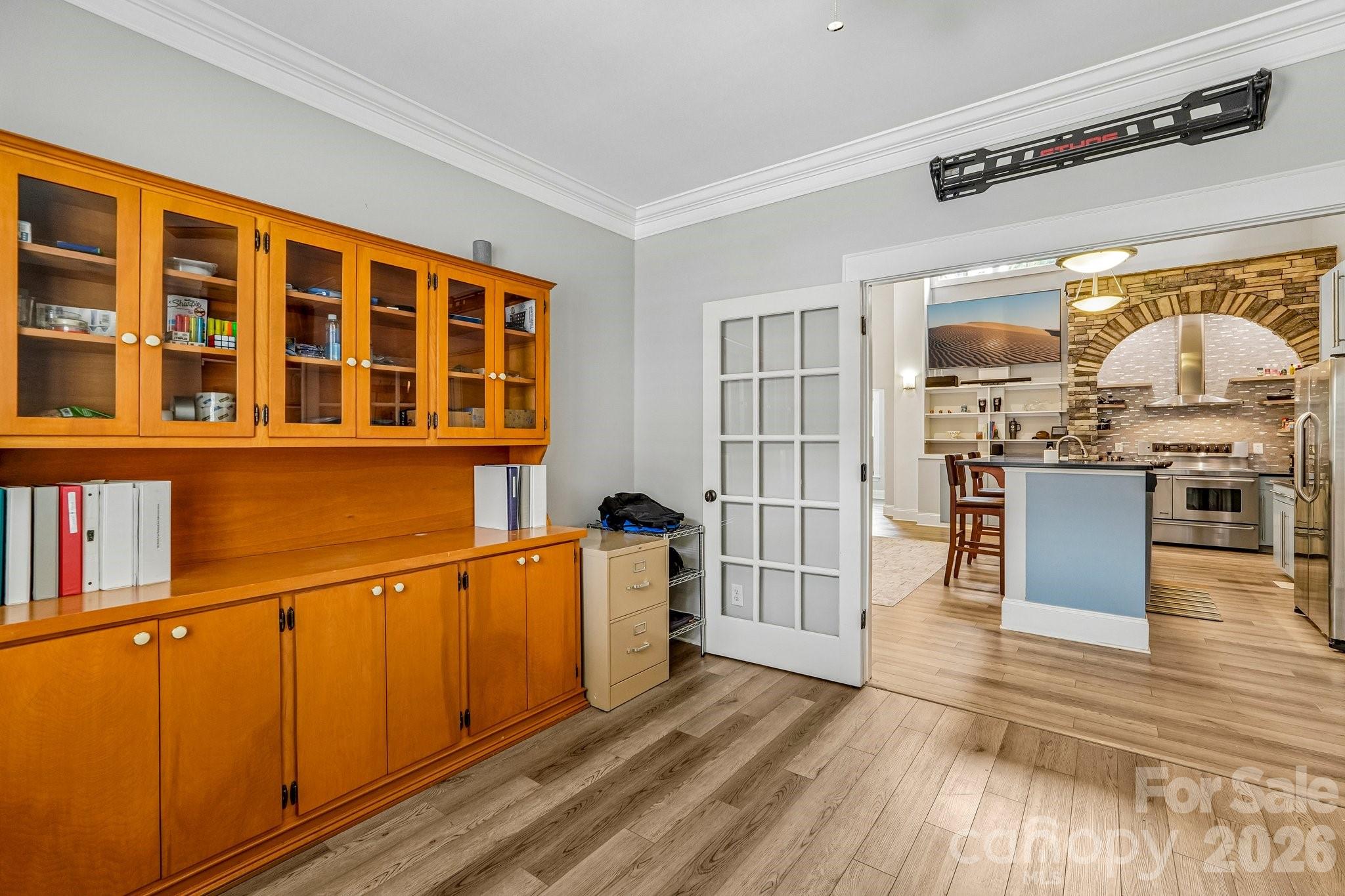 main property photo 14