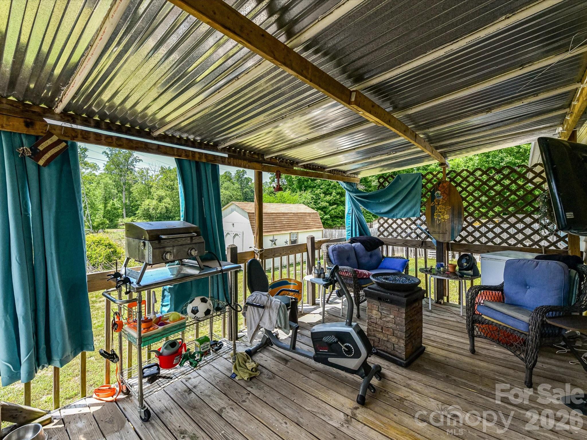 main property photo 25