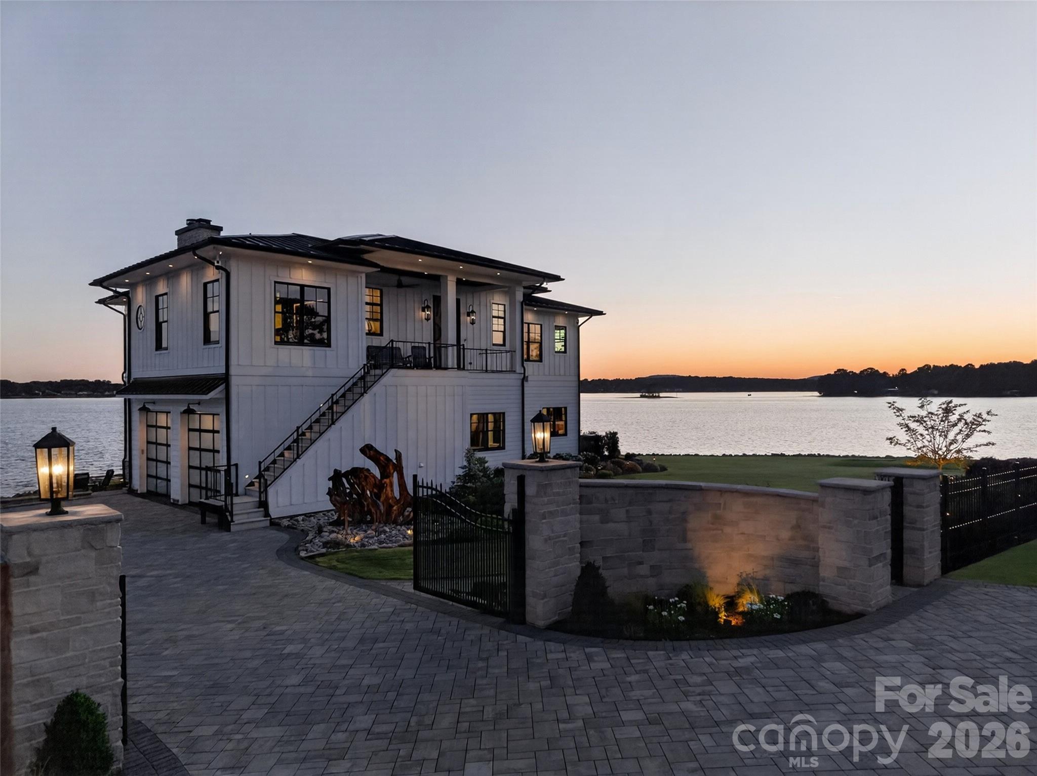 main property photo 40