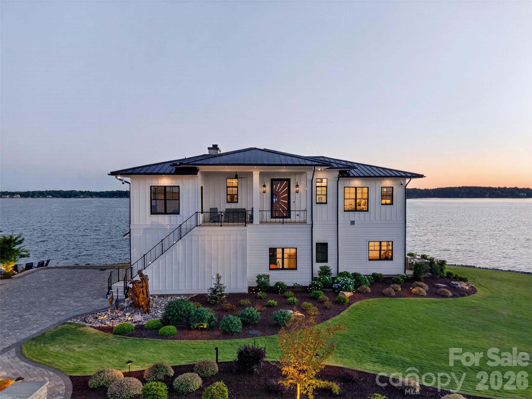 main property photo 41