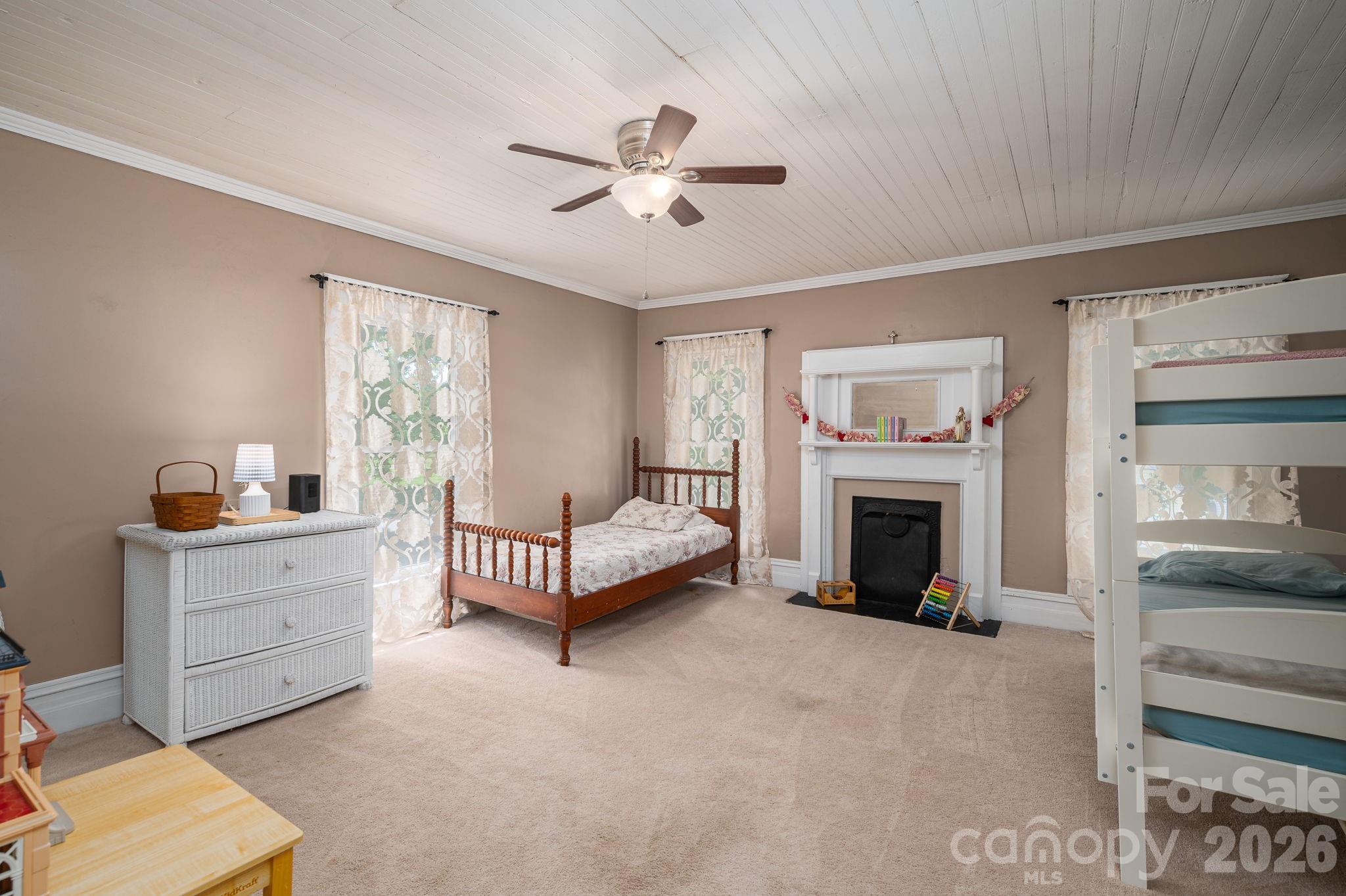 main property photo 24