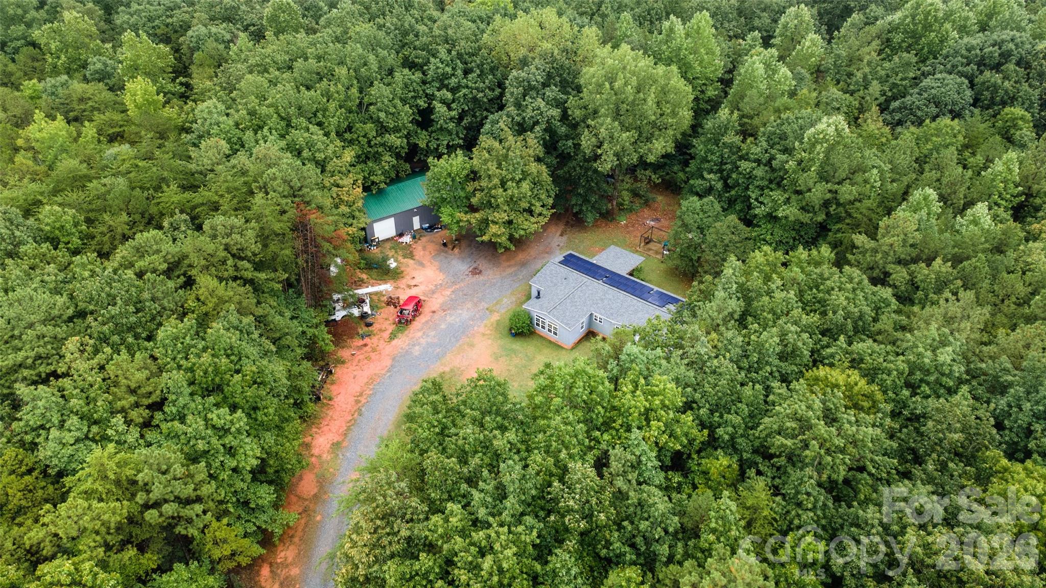 main property photo 31