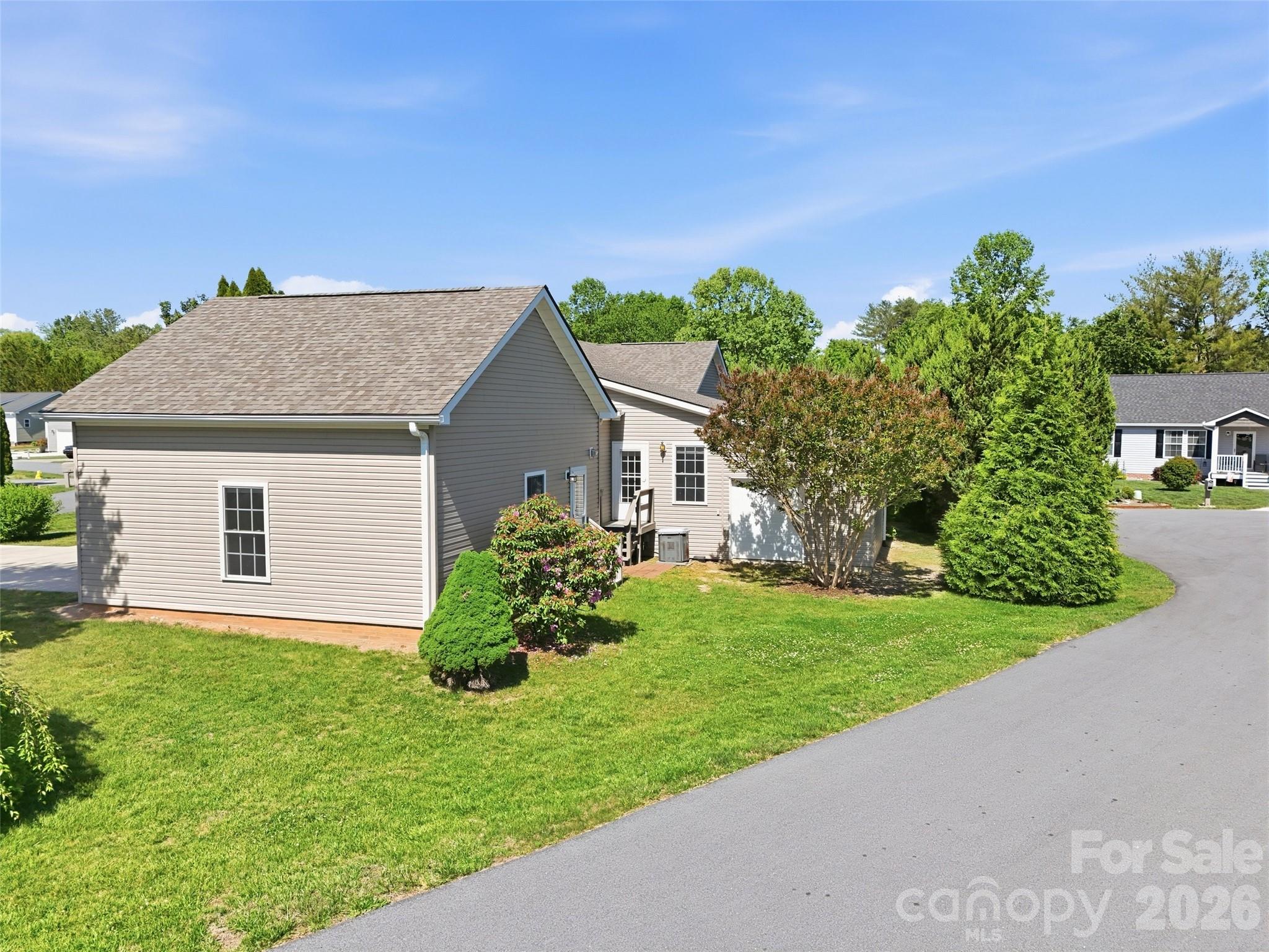 main property photo 47