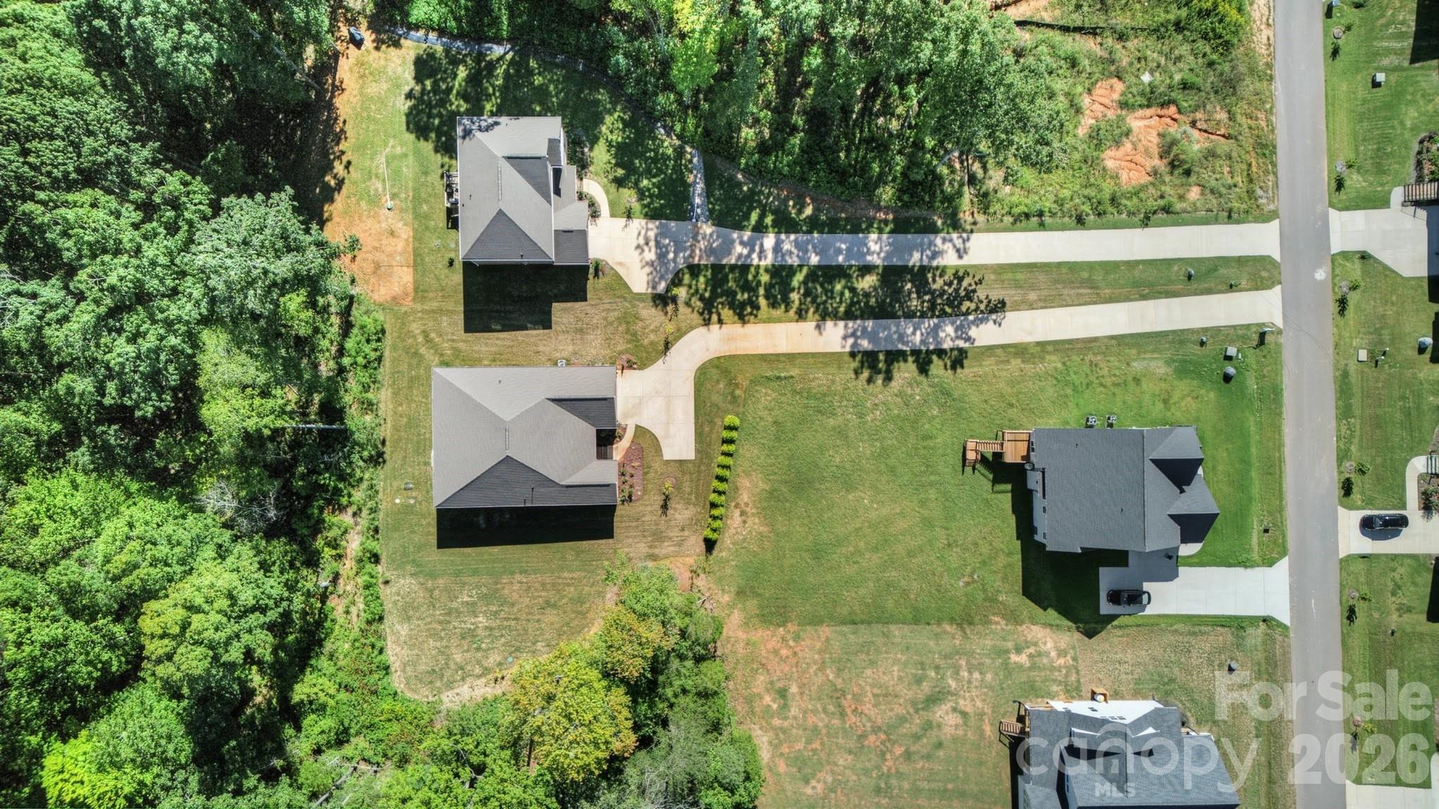 main property photo 36