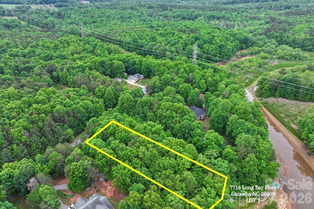 main property photo 11