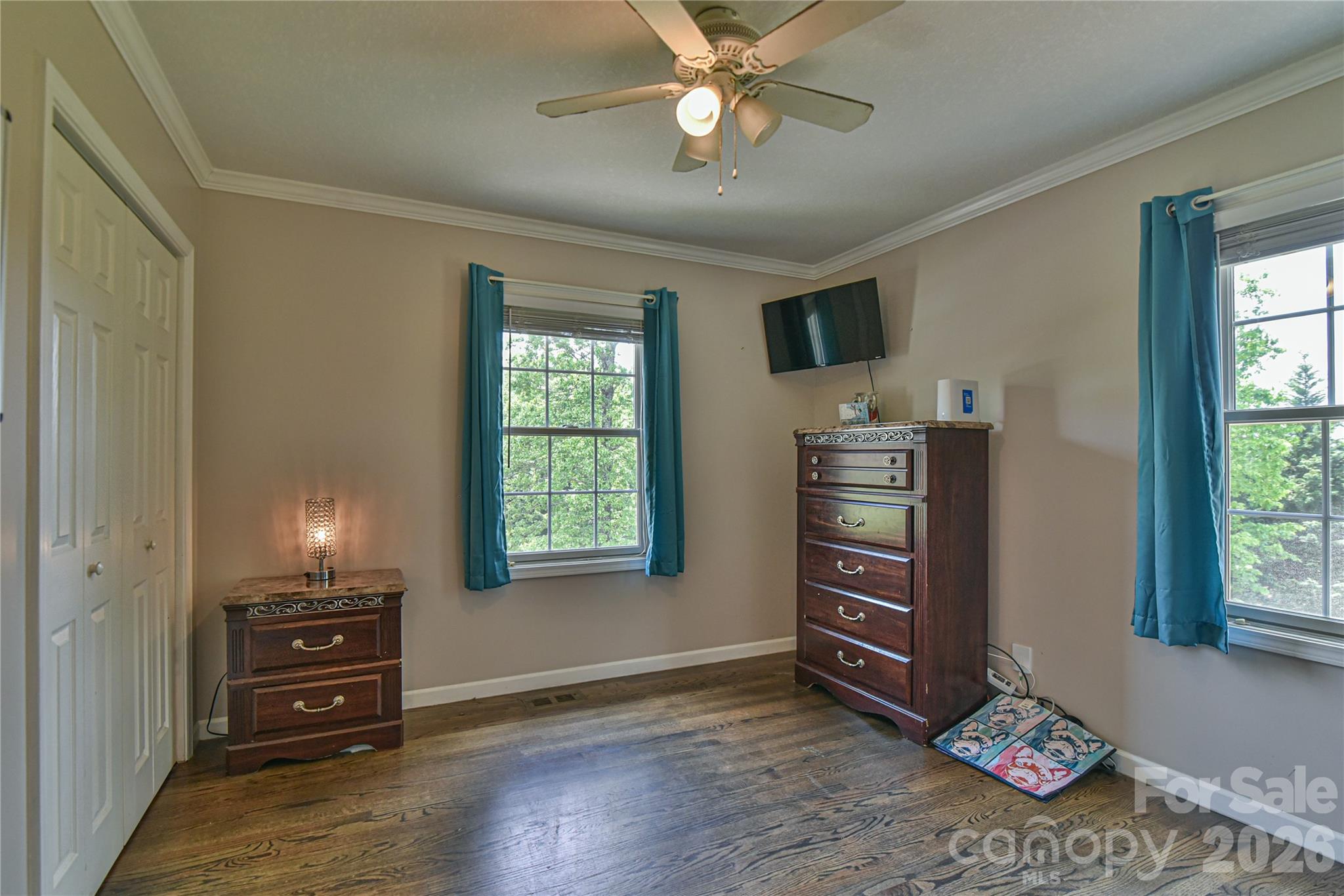 main property photo 16