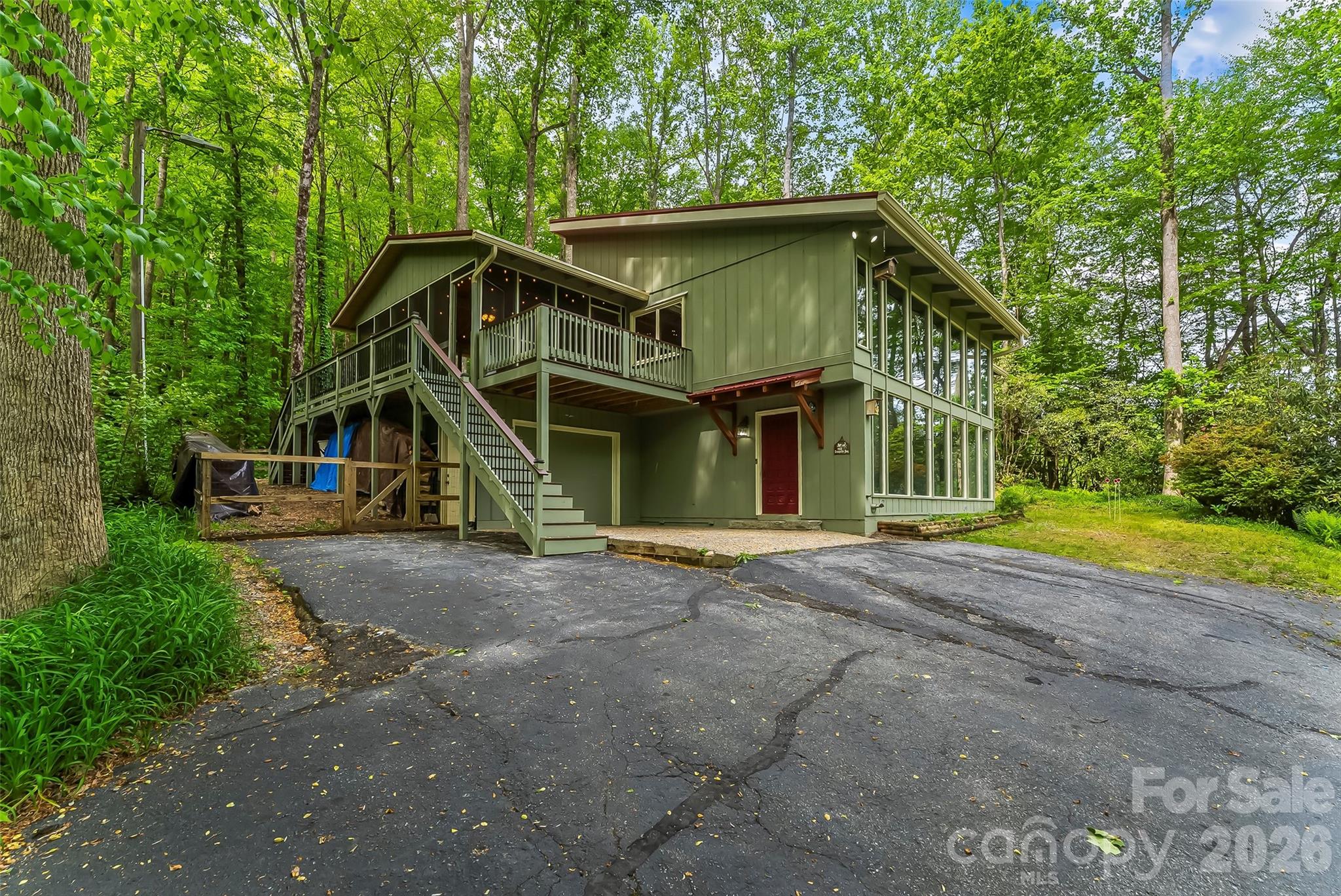 main property photo 29