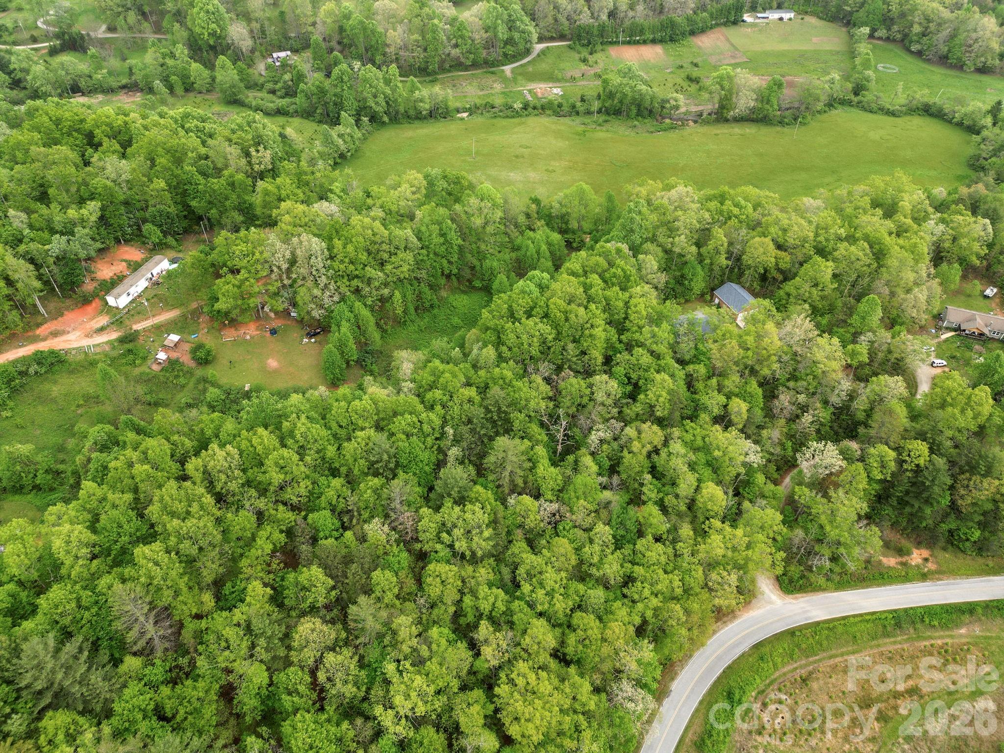 main property photo 9