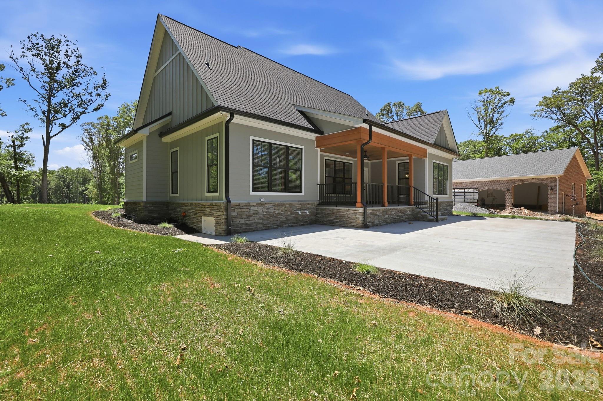 main property photo 46