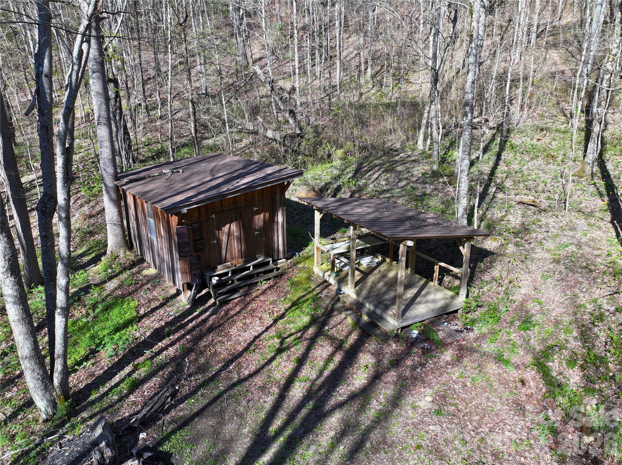 main property photo 37