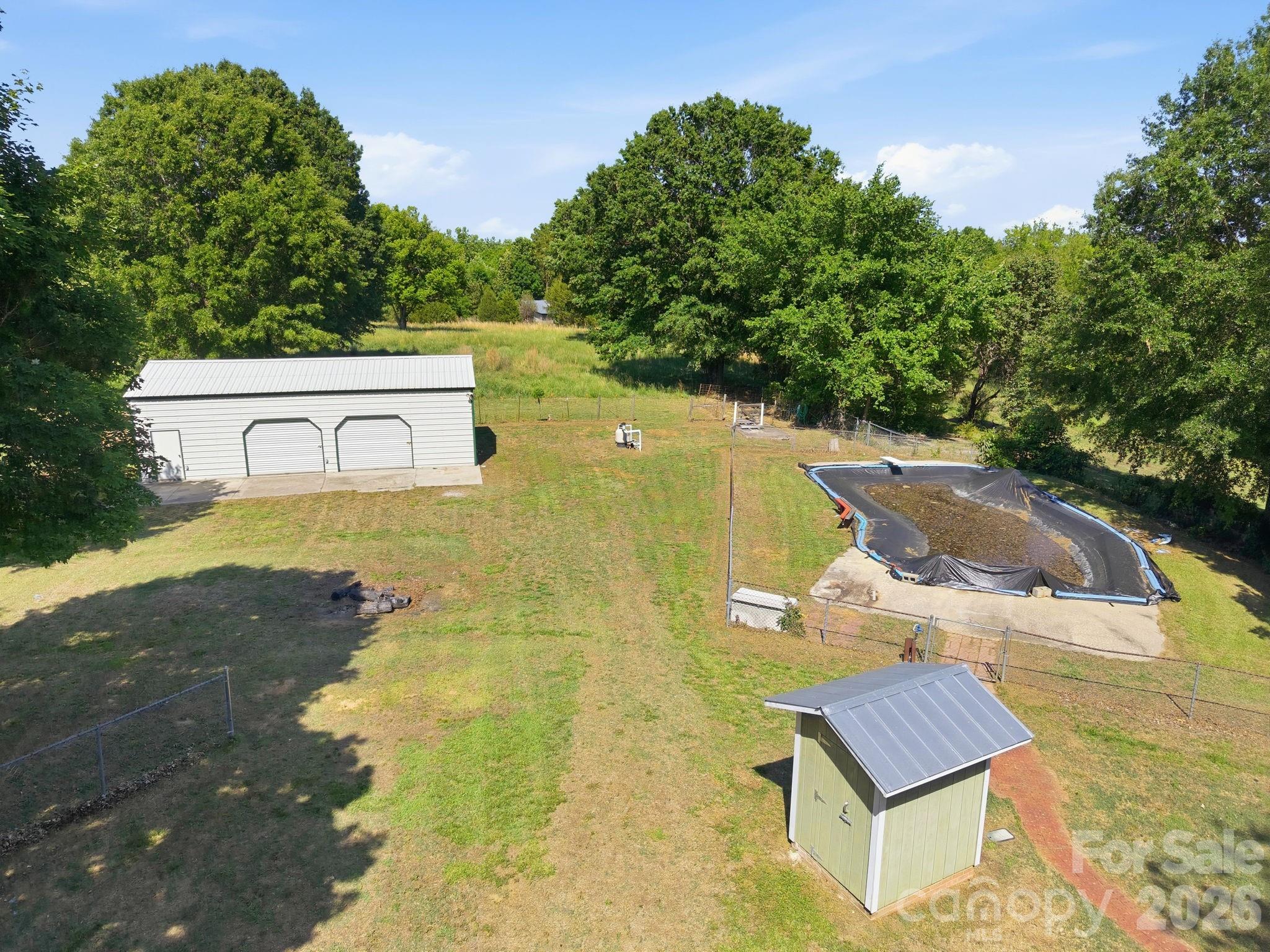 main property photo 37