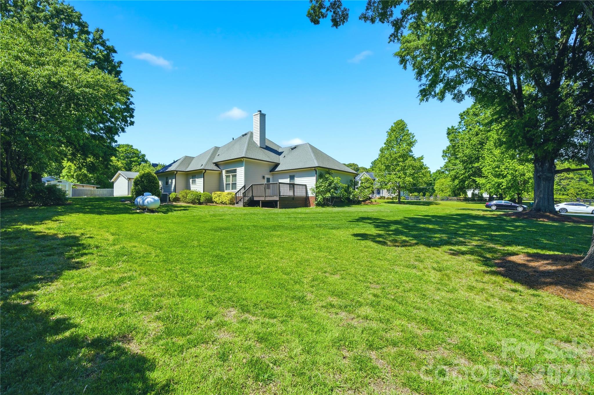 main property photo 36