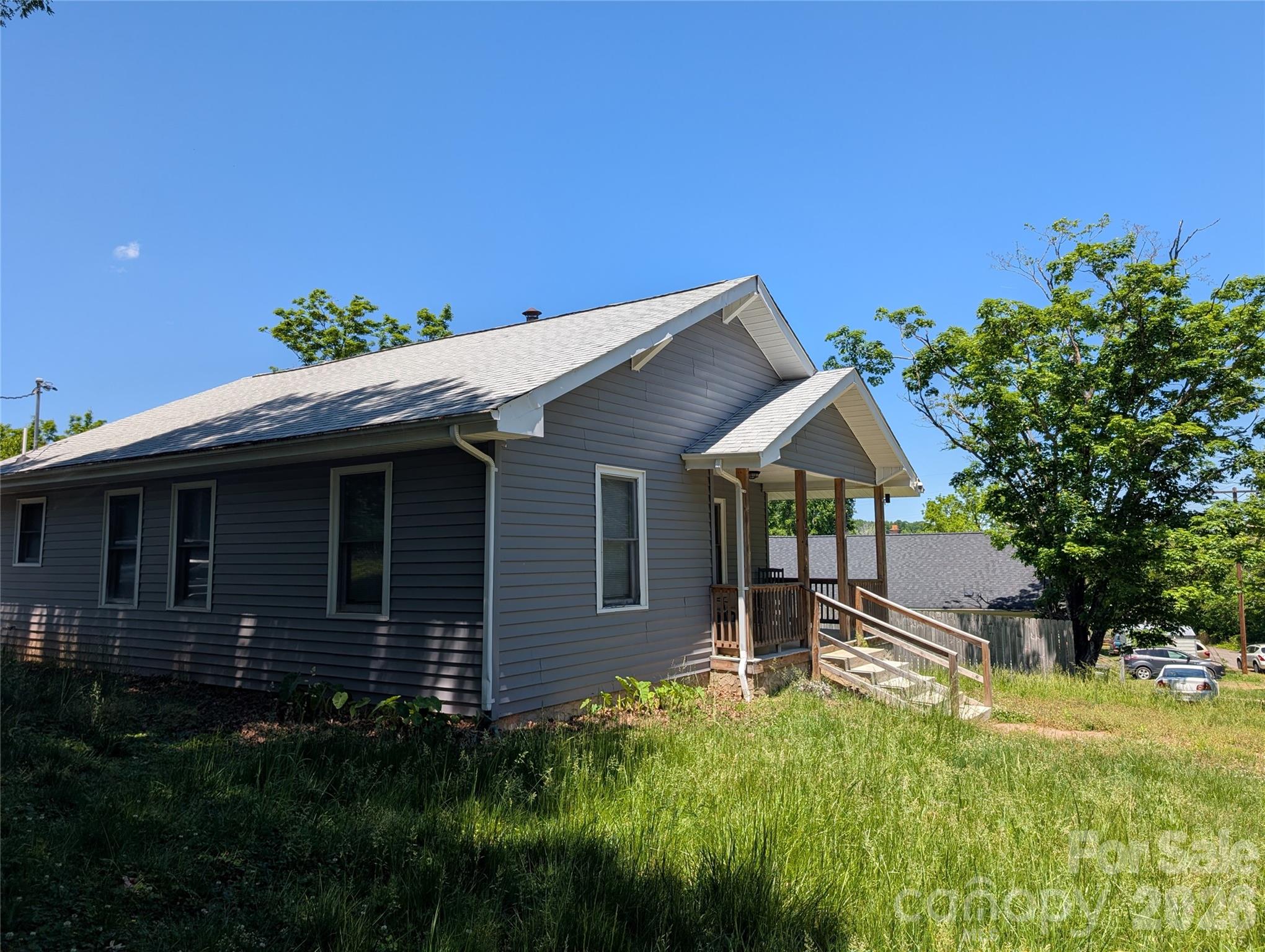 main property photo 19