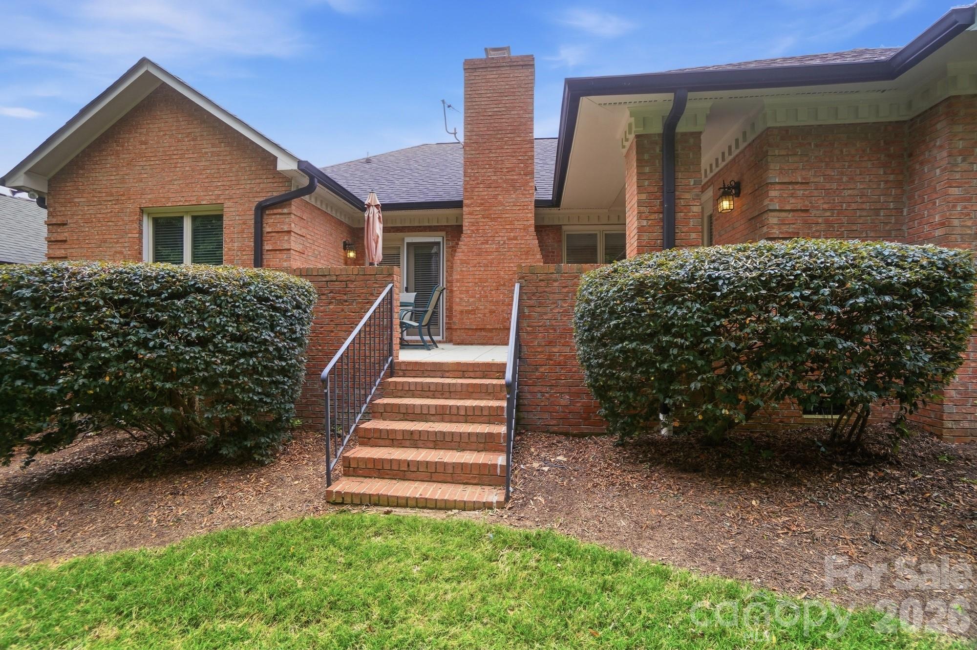 main property photo 44