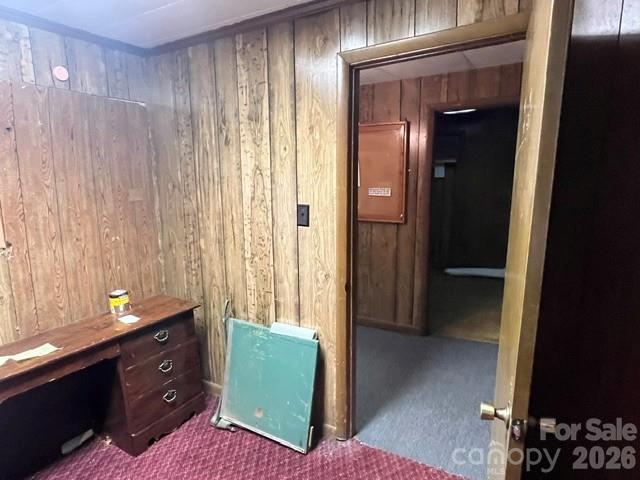 main property photo 13