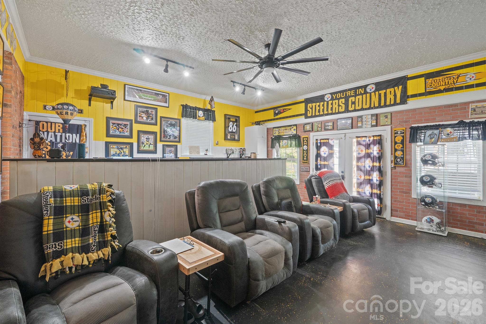 main property photo 16
