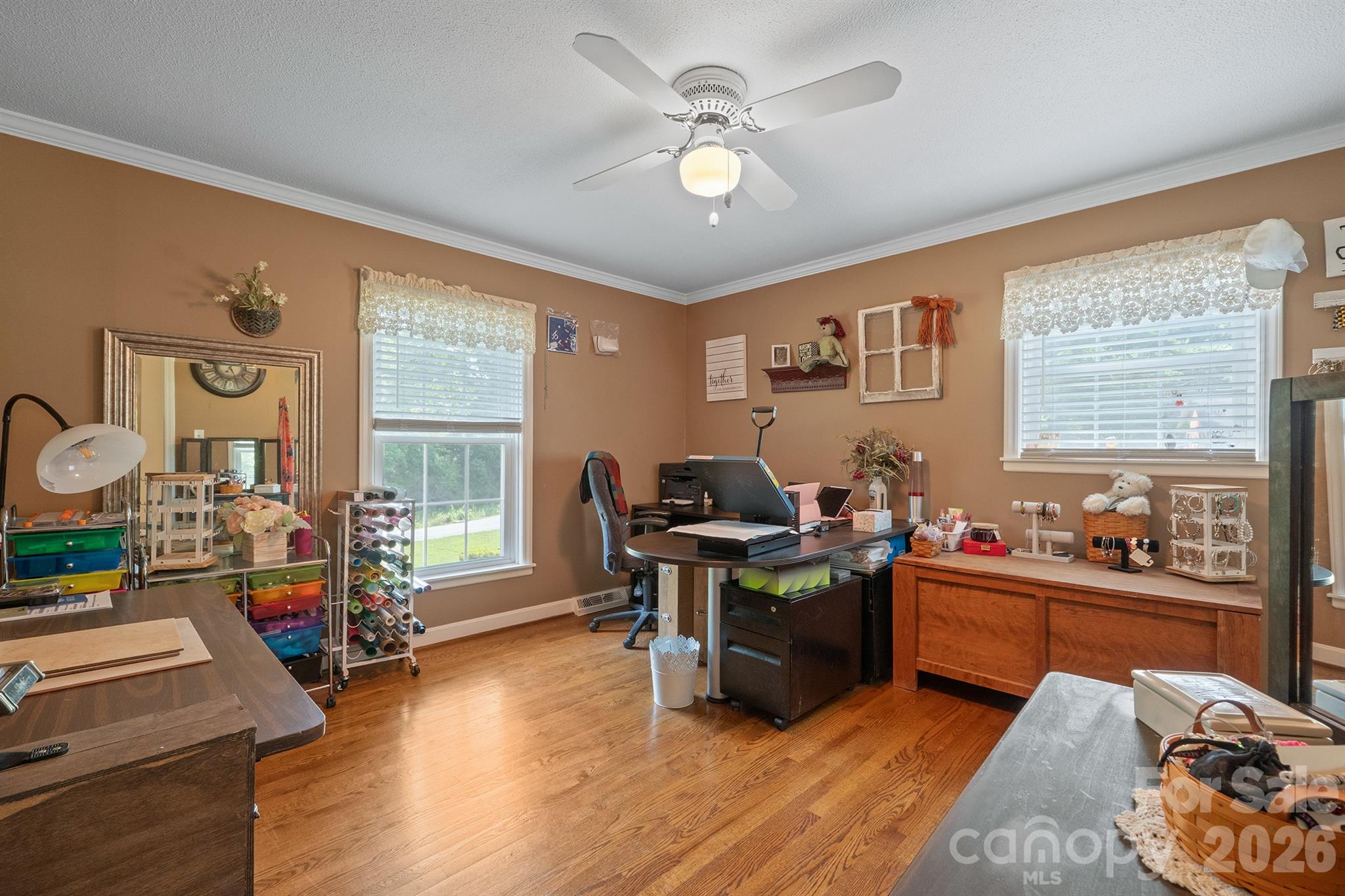 main property photo 23
