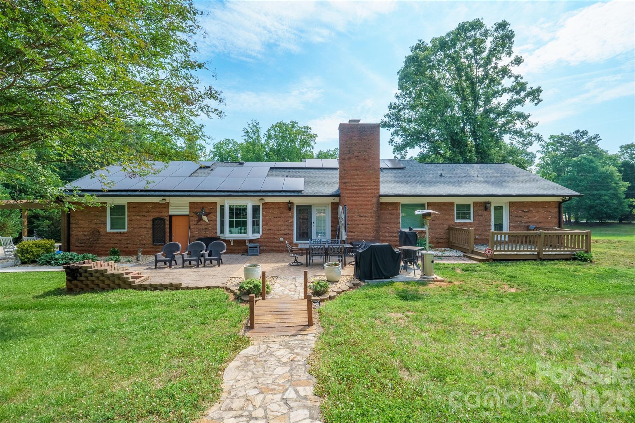 main property photo 34