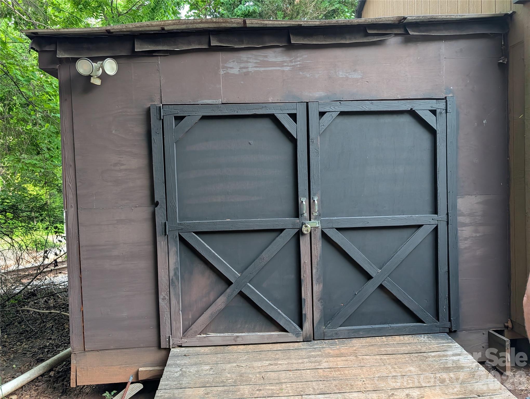 main property photo 46