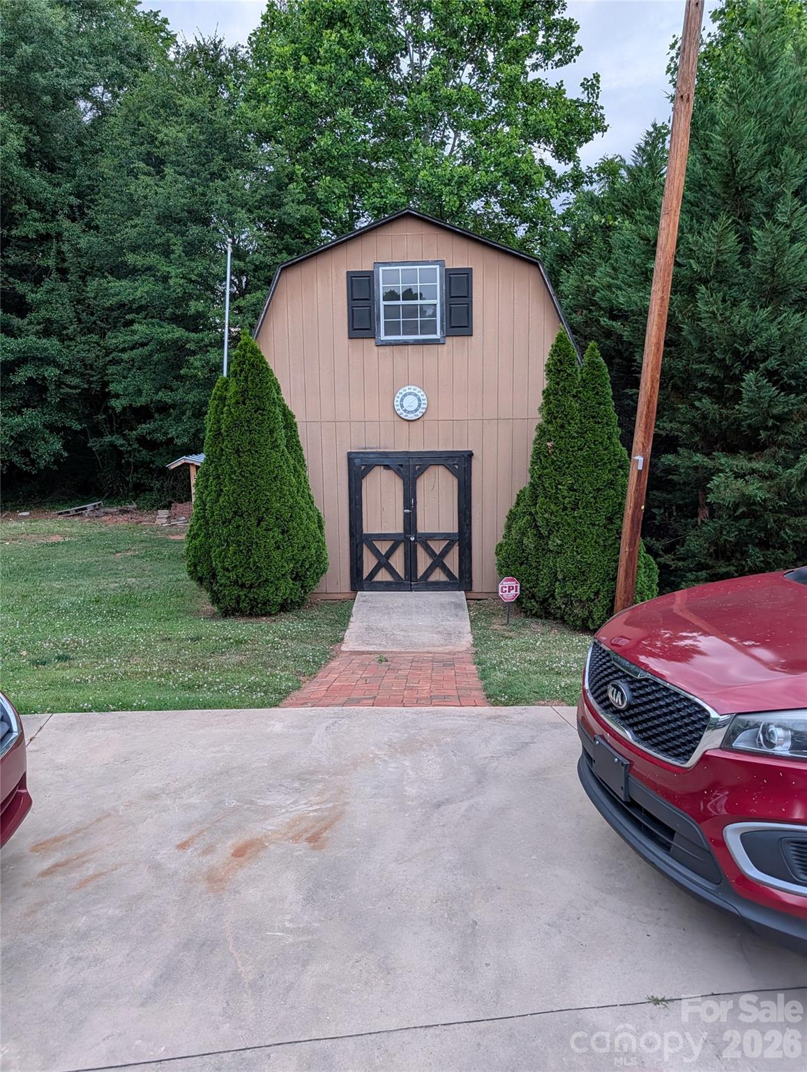 main property photo 47