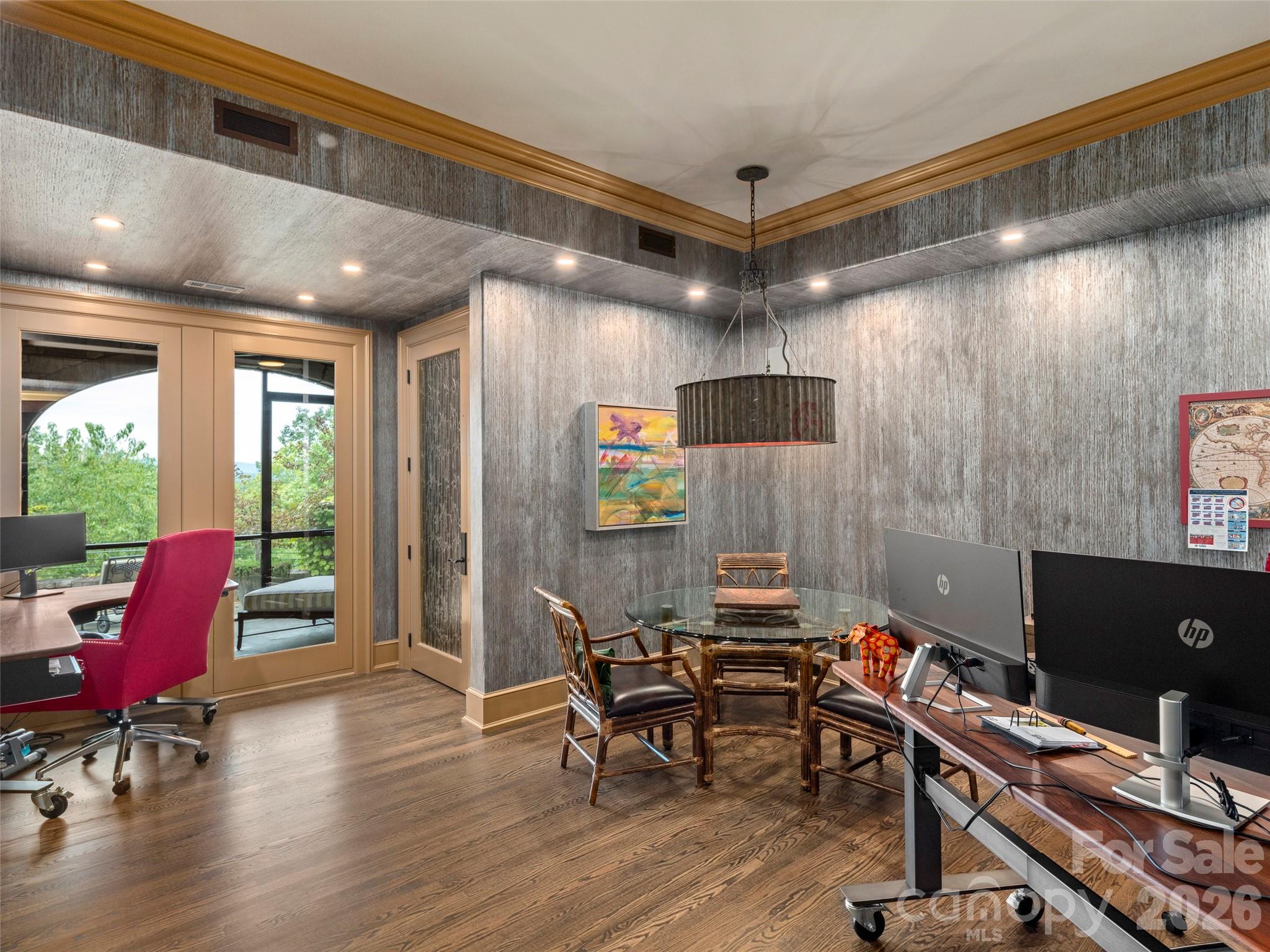 main property photo 36