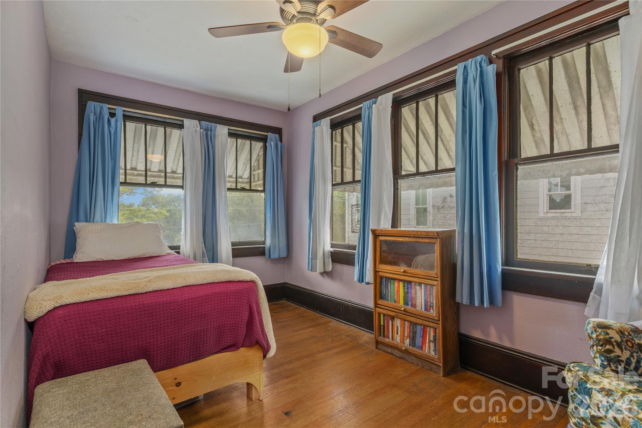 main property photo 29