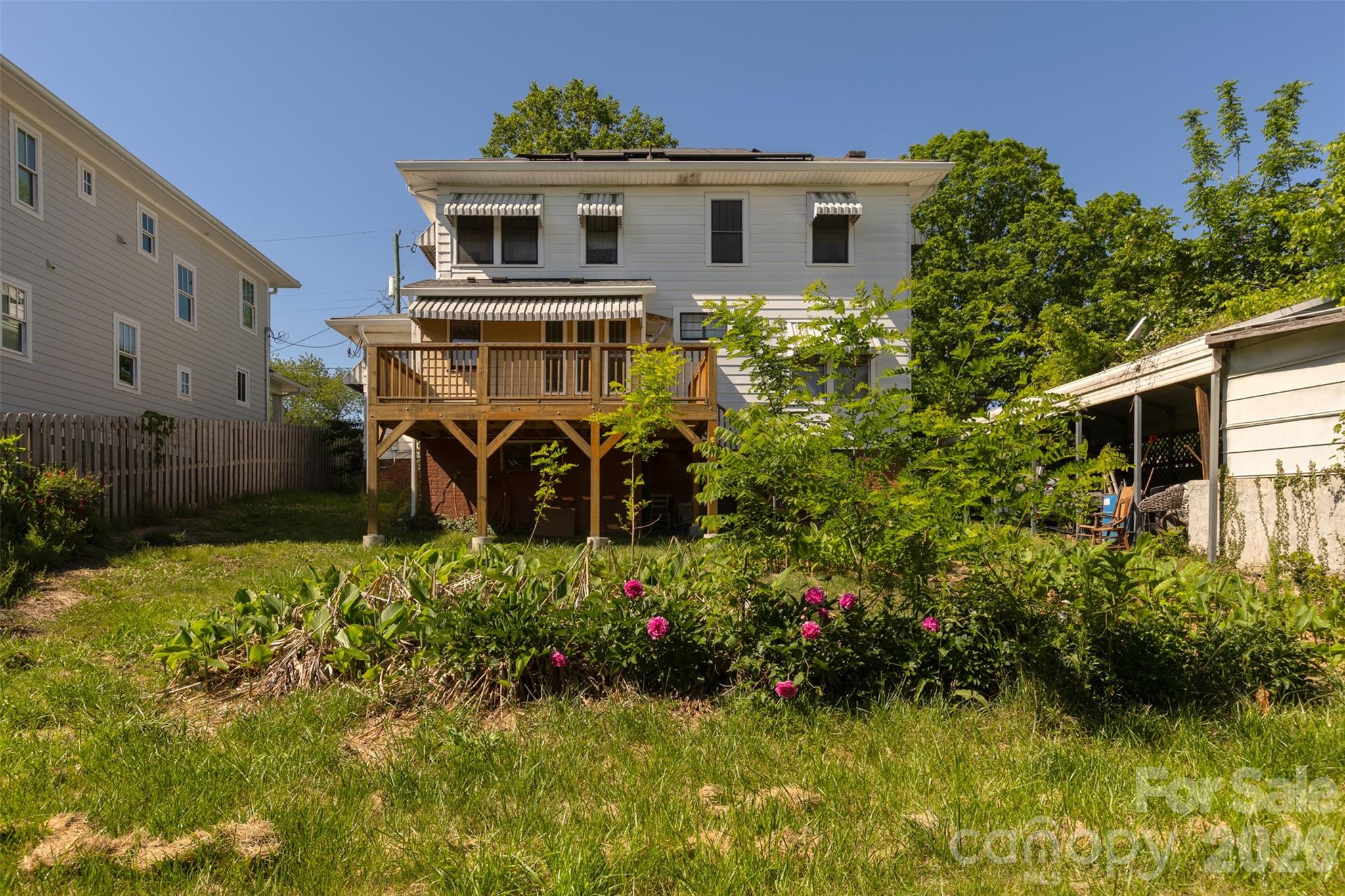 main property photo 36