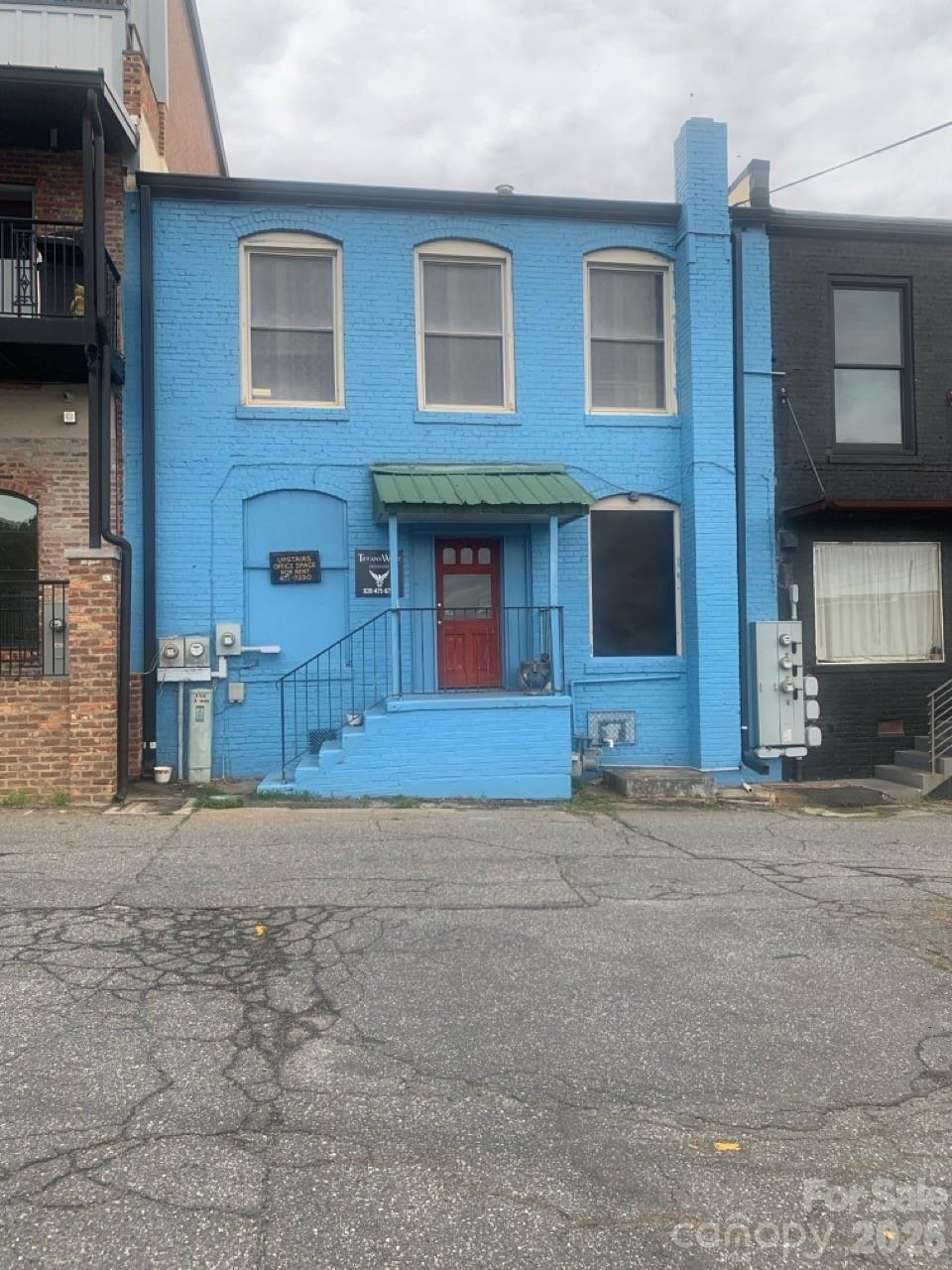main property photo 2