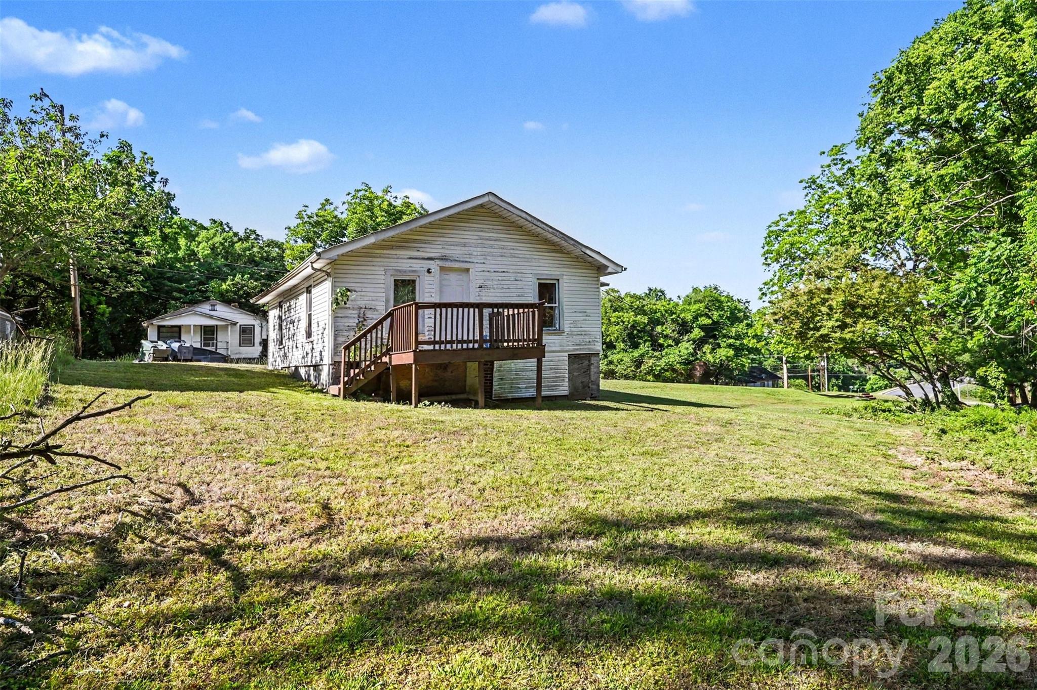 main property photo 7