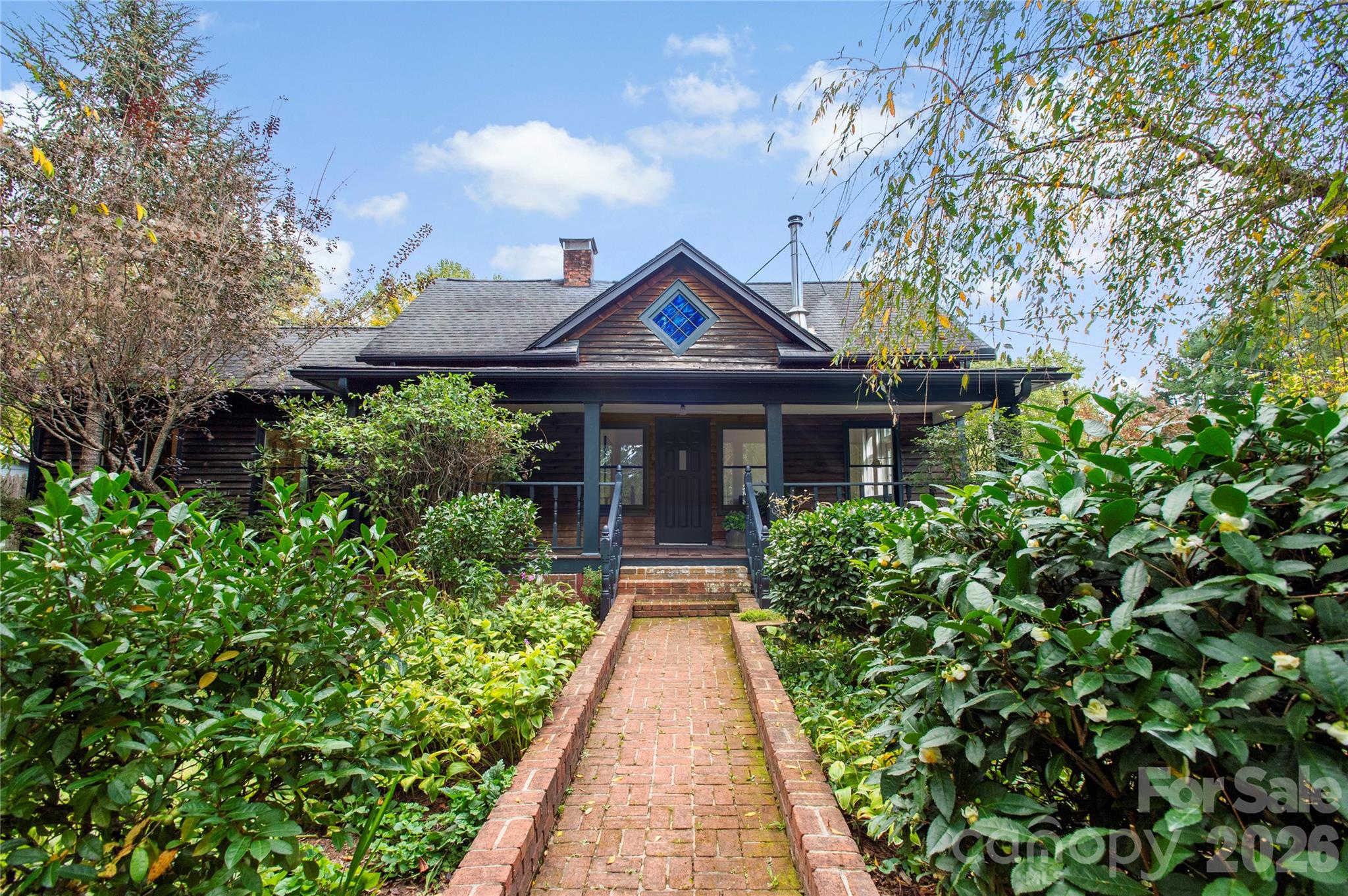 main property photo 4