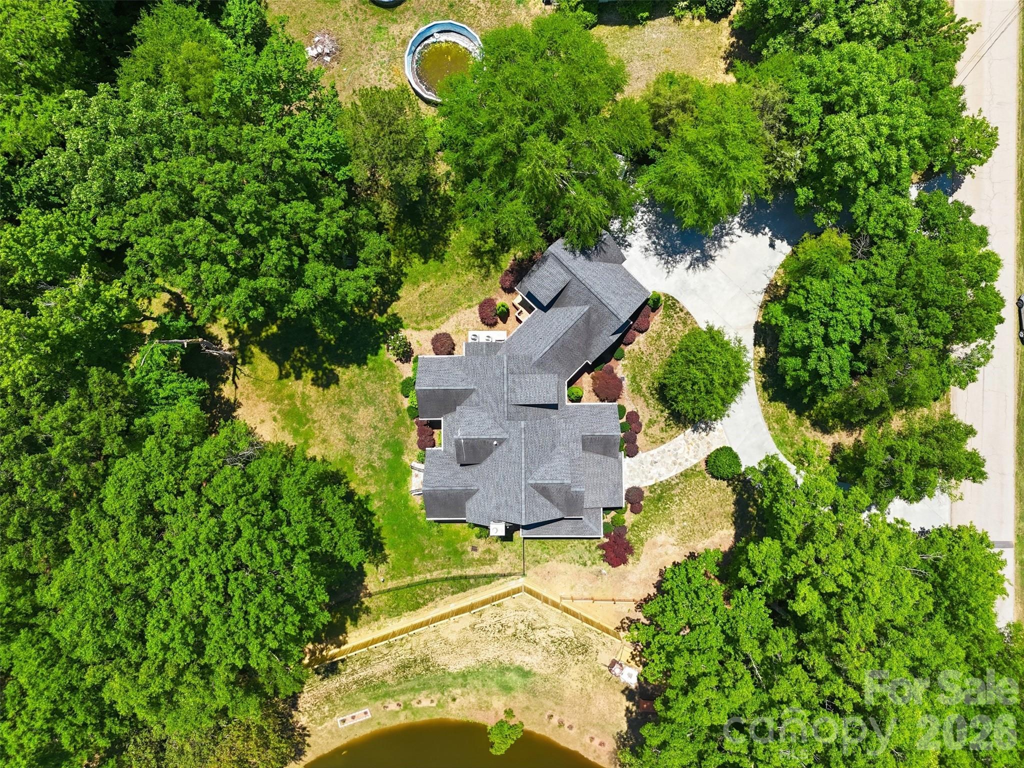 main property photo 41