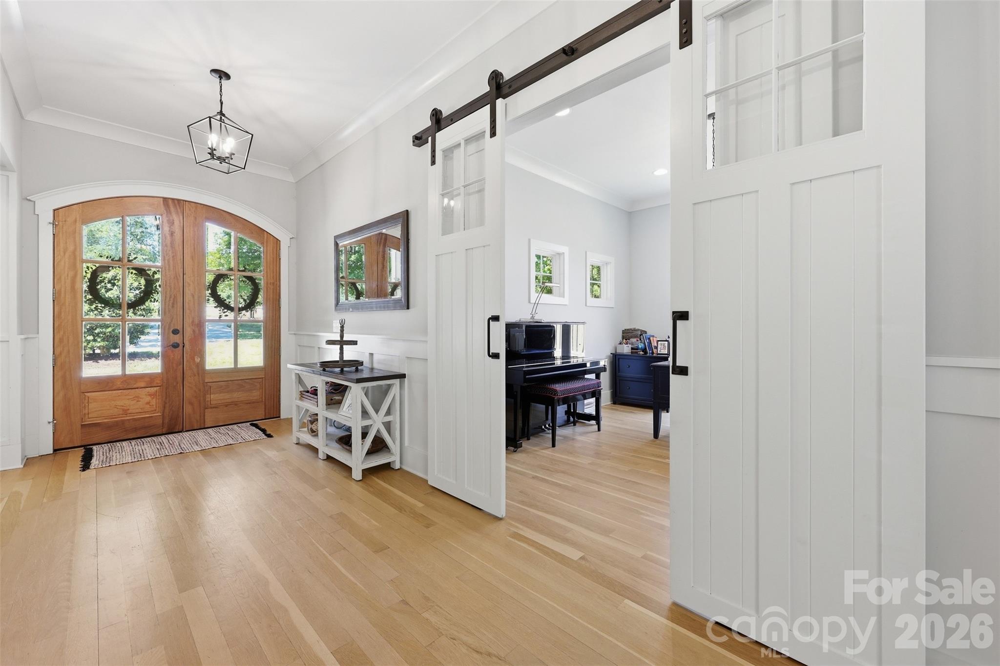 main property photo 7