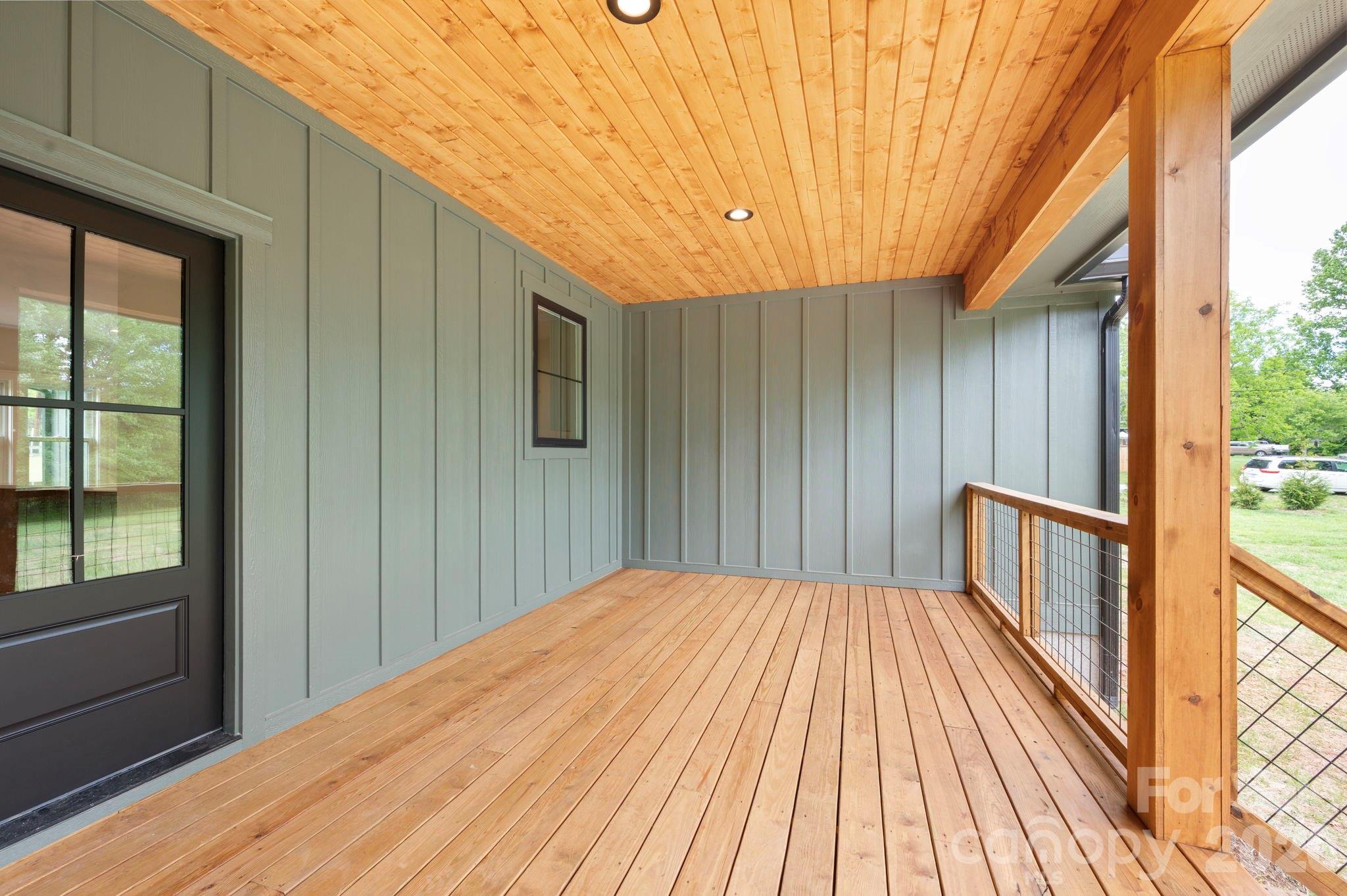 main property photo 35