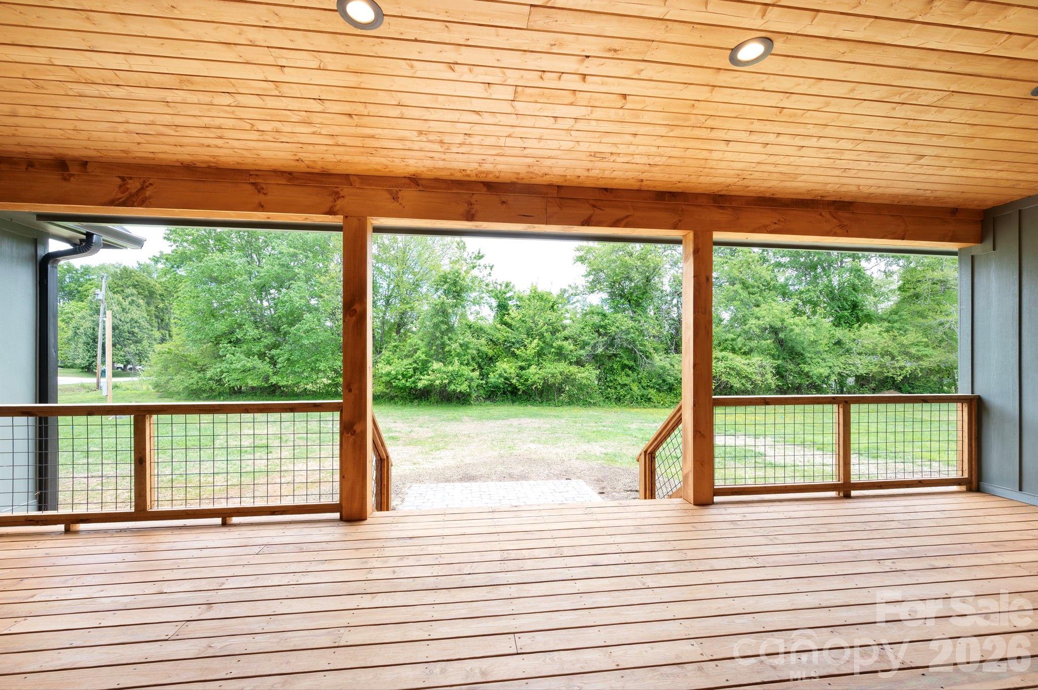 main property photo 37