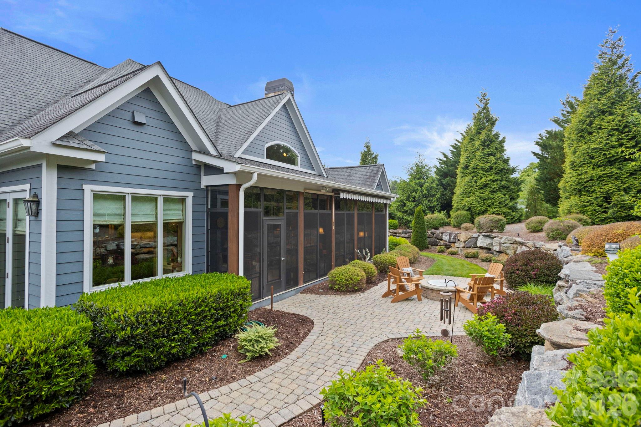 main property photo 40