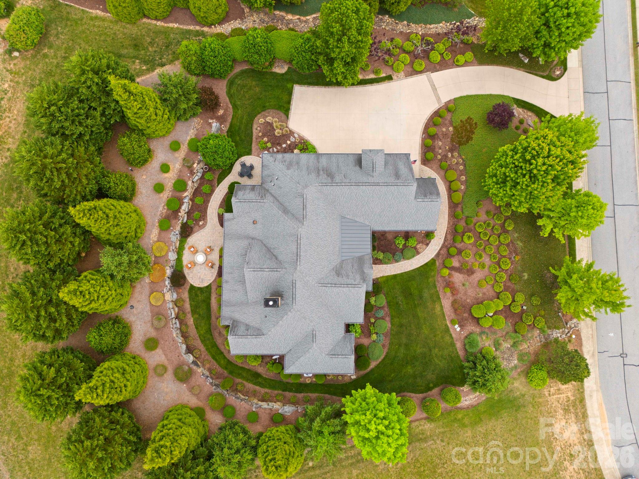 main property photo 44