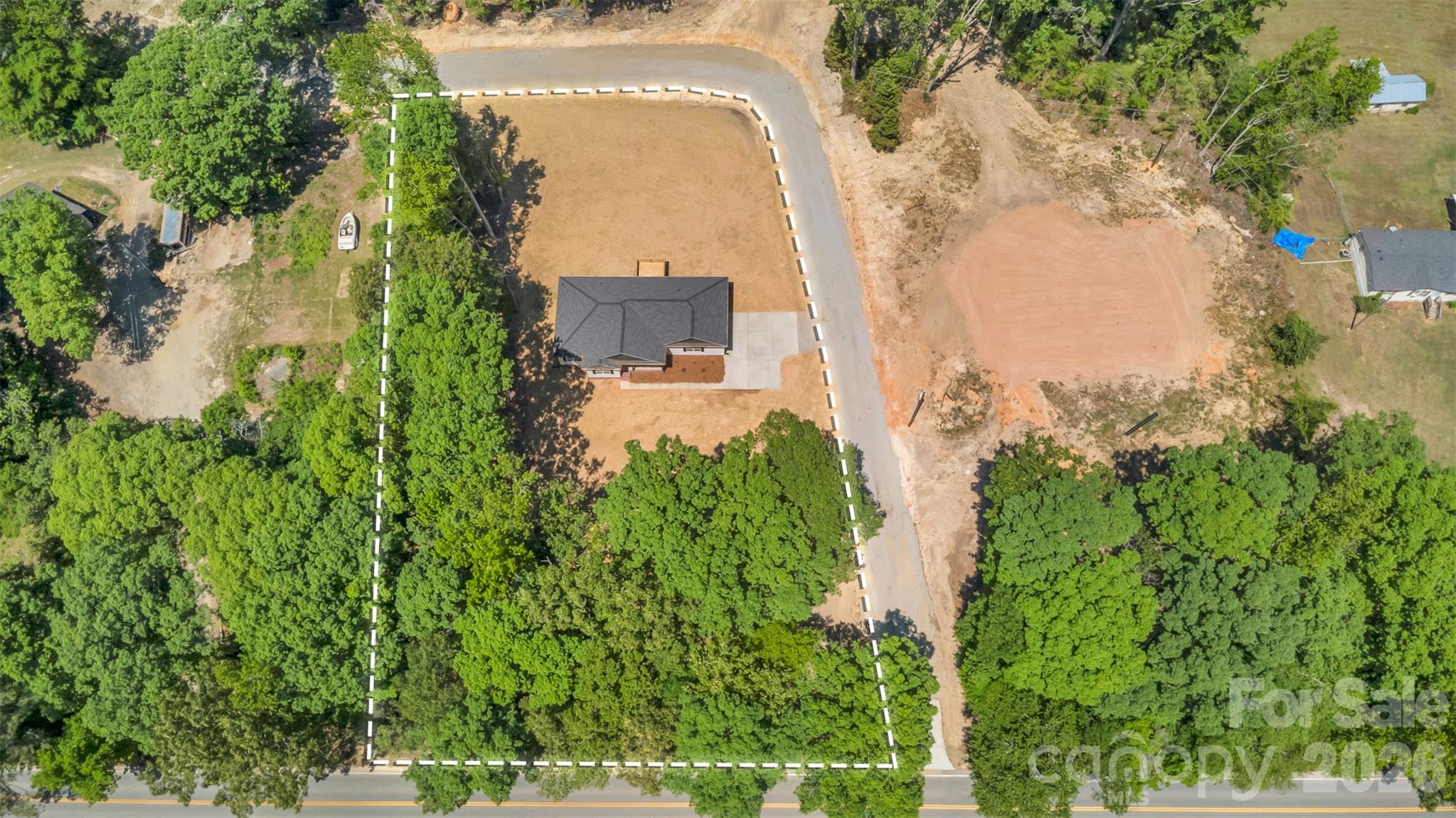 main property photo 27