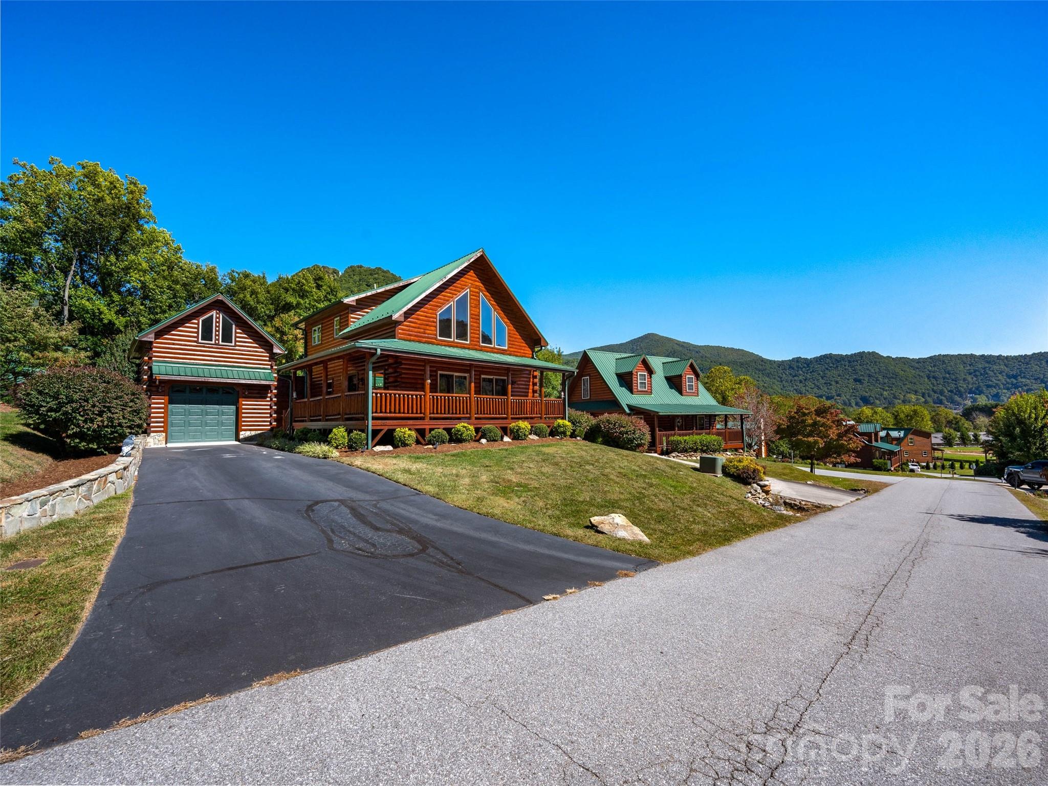 main property photo 5