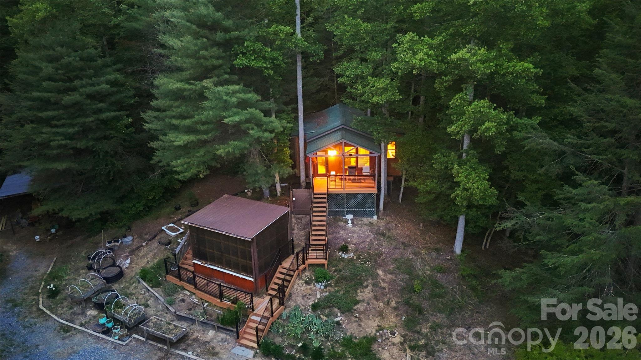 main property photo 10