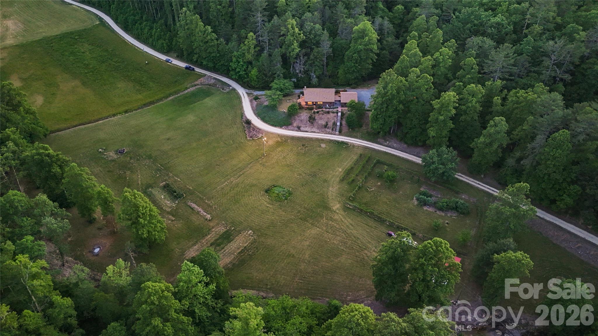main property photo 5
