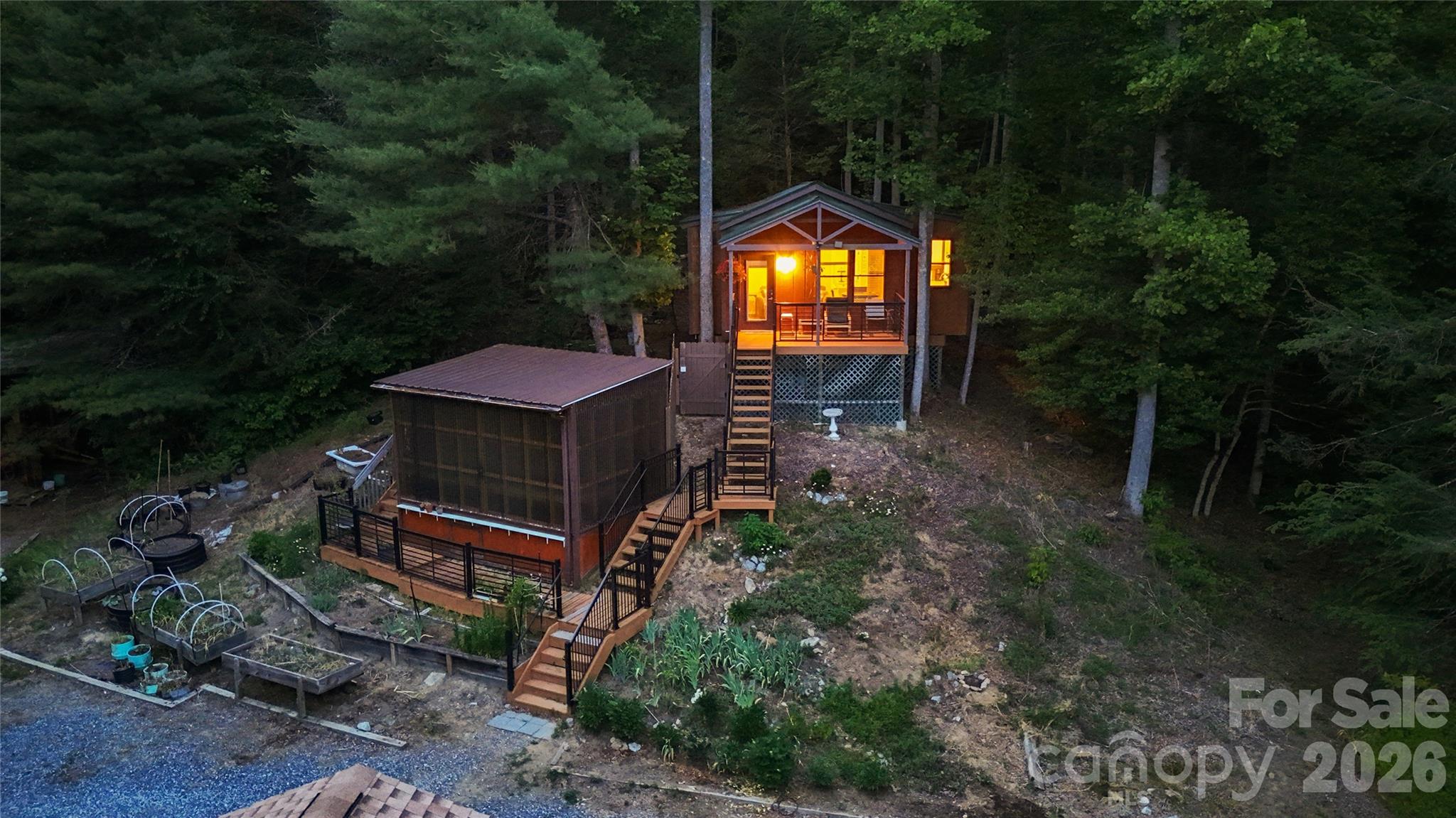 main property photo 7