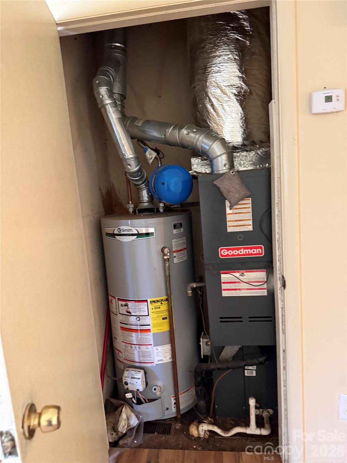 main property photo 13
