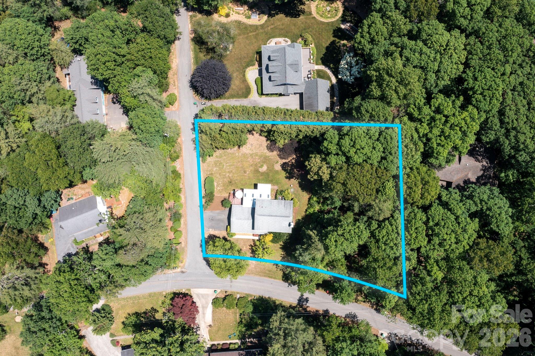 main property photo 25