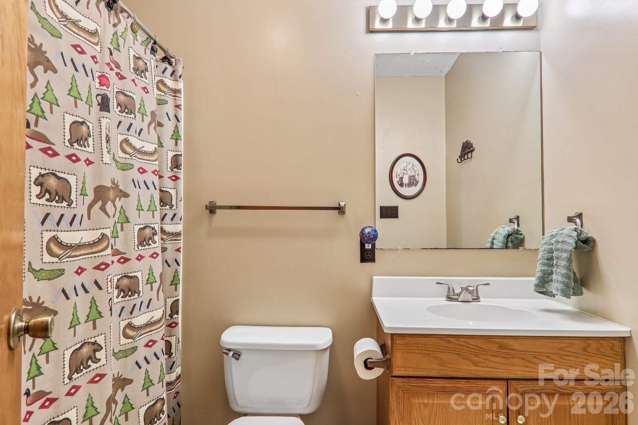 main property photo 17