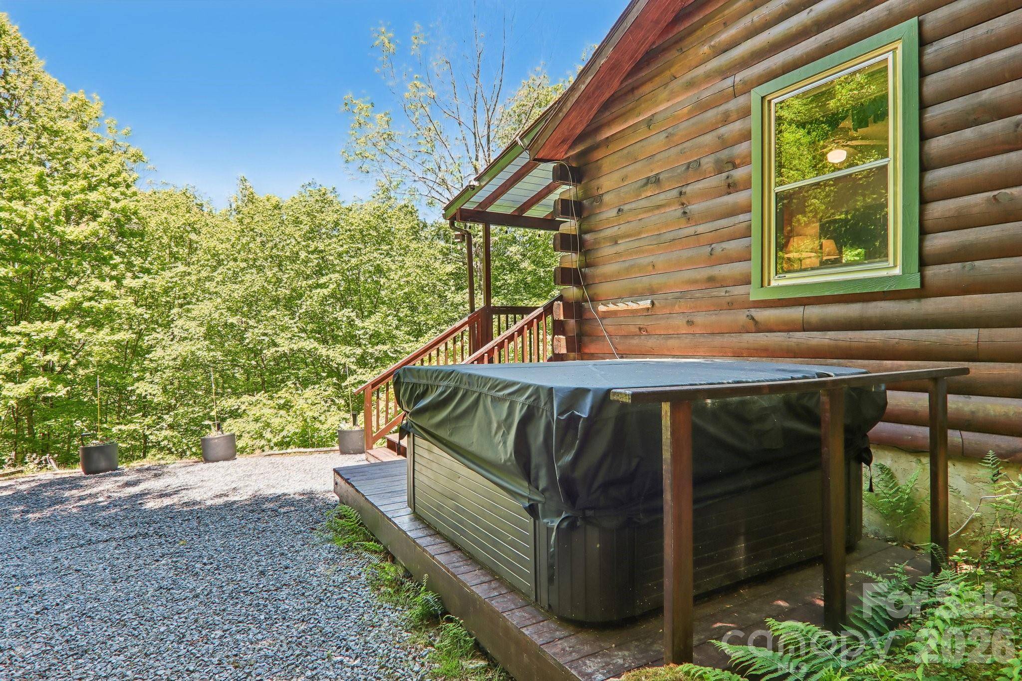 main property photo 30