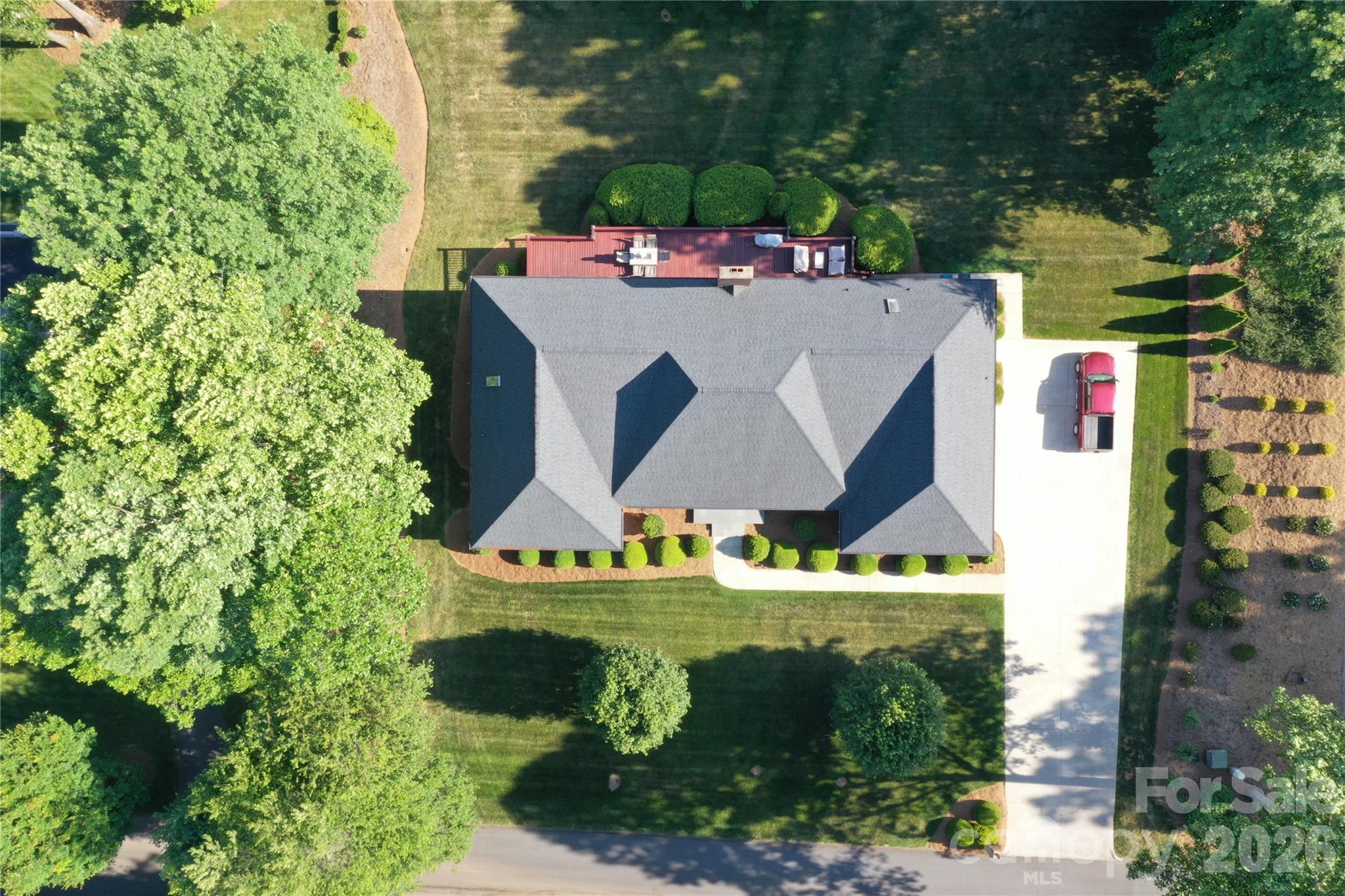 main property photo 31